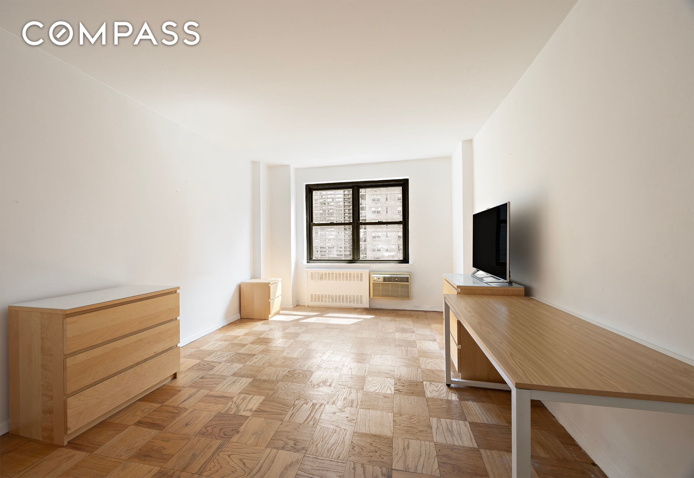 #9 photo, 165 W End Avenue, Upper West Side , NY 10023