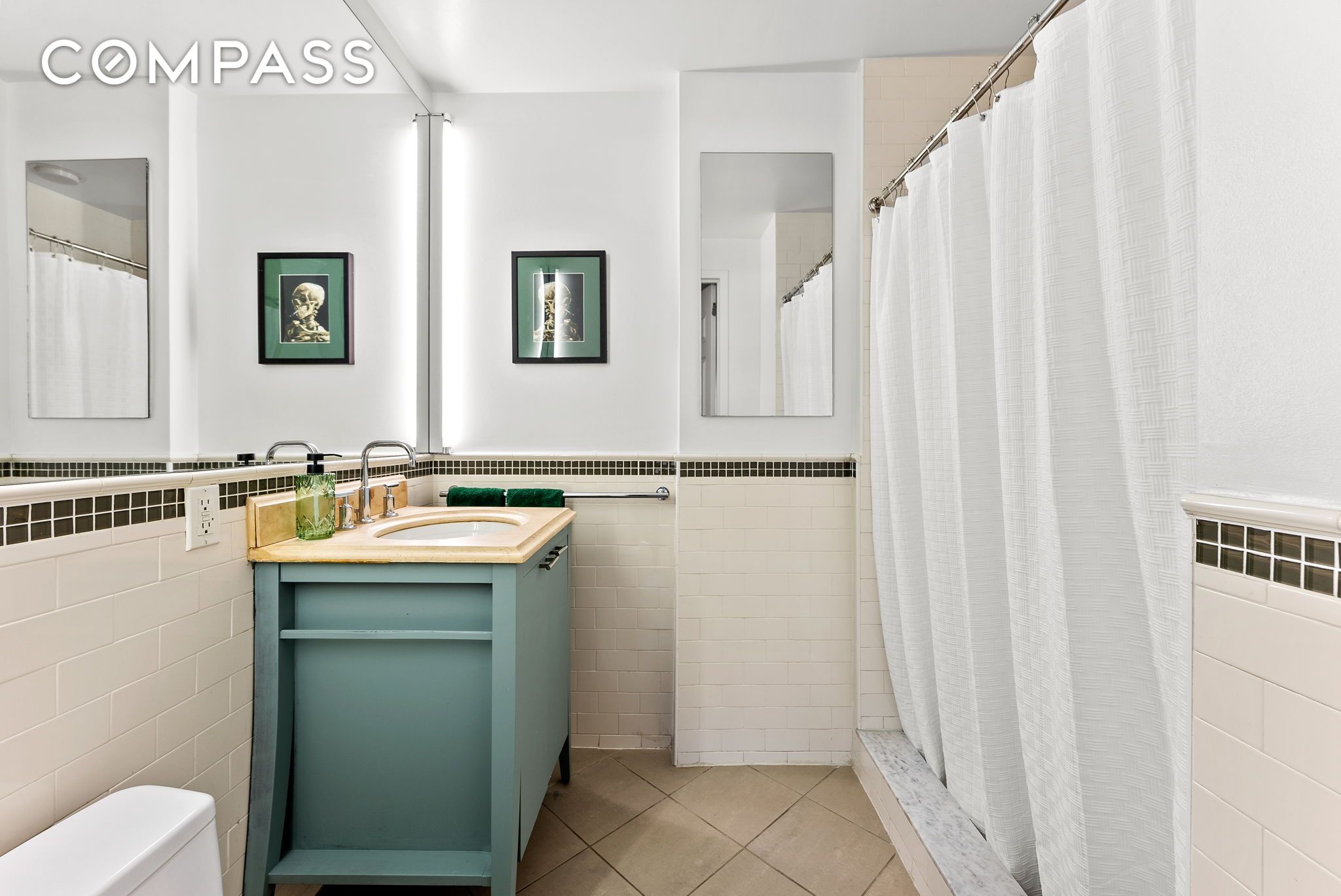 #10 photo, 106 W 116th Street, マンハッタン Harlem , NY 10026