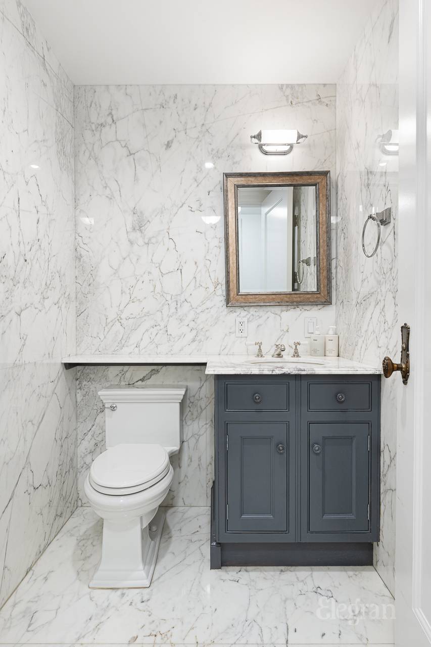 #14 photo, 1 Central Park S, マンハッタン Central Park South , NY 10019