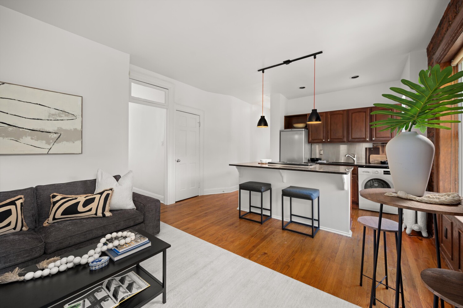 #11 photo, 25 CHARLES Street, West Village , NY 10014