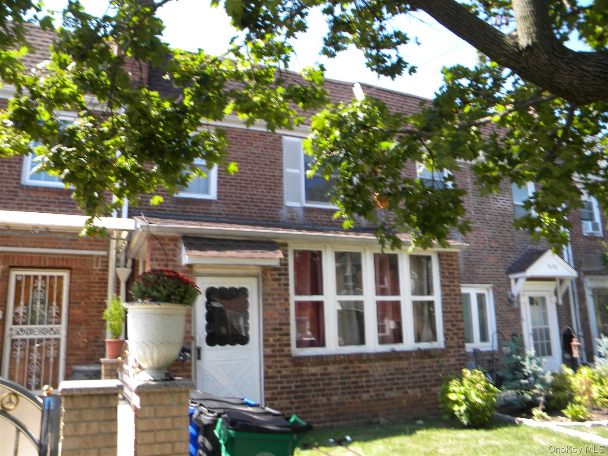 #1 photo, 7644 167th Street, Fresh Meadows , NY 11366