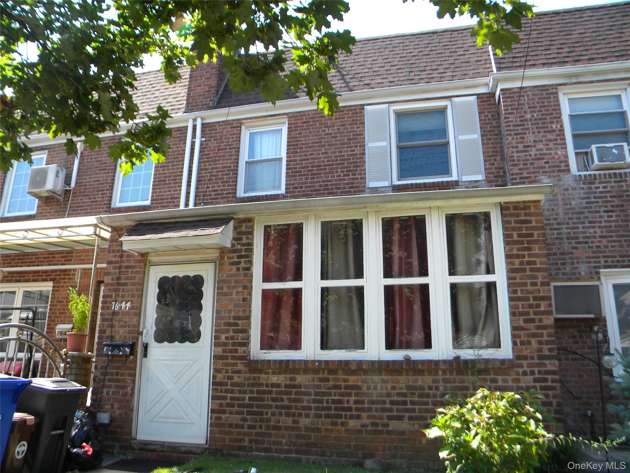 #2 photo, 7644 167th Street, Fresh Meadows , NY 11366