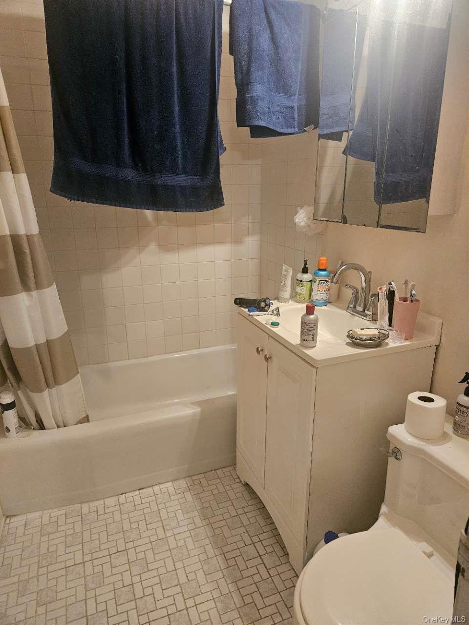 #2 photo, 61-20 Grandcentral Parkway, クイーンズ区 Forest Hills , NY 11375