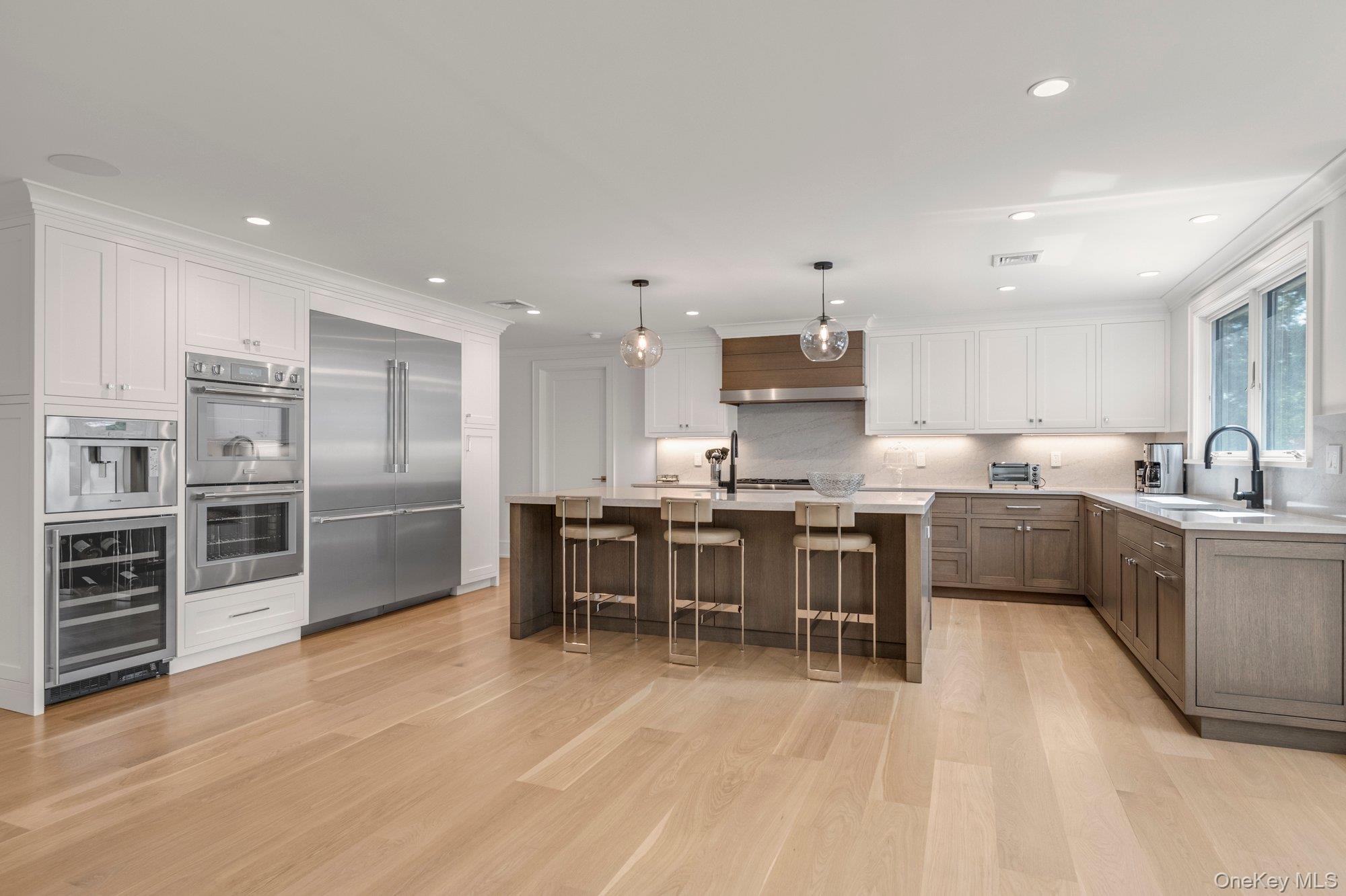 #4 photo, 40 Hewlett Lane, ナッソー郡 Port Washington , NY 11050