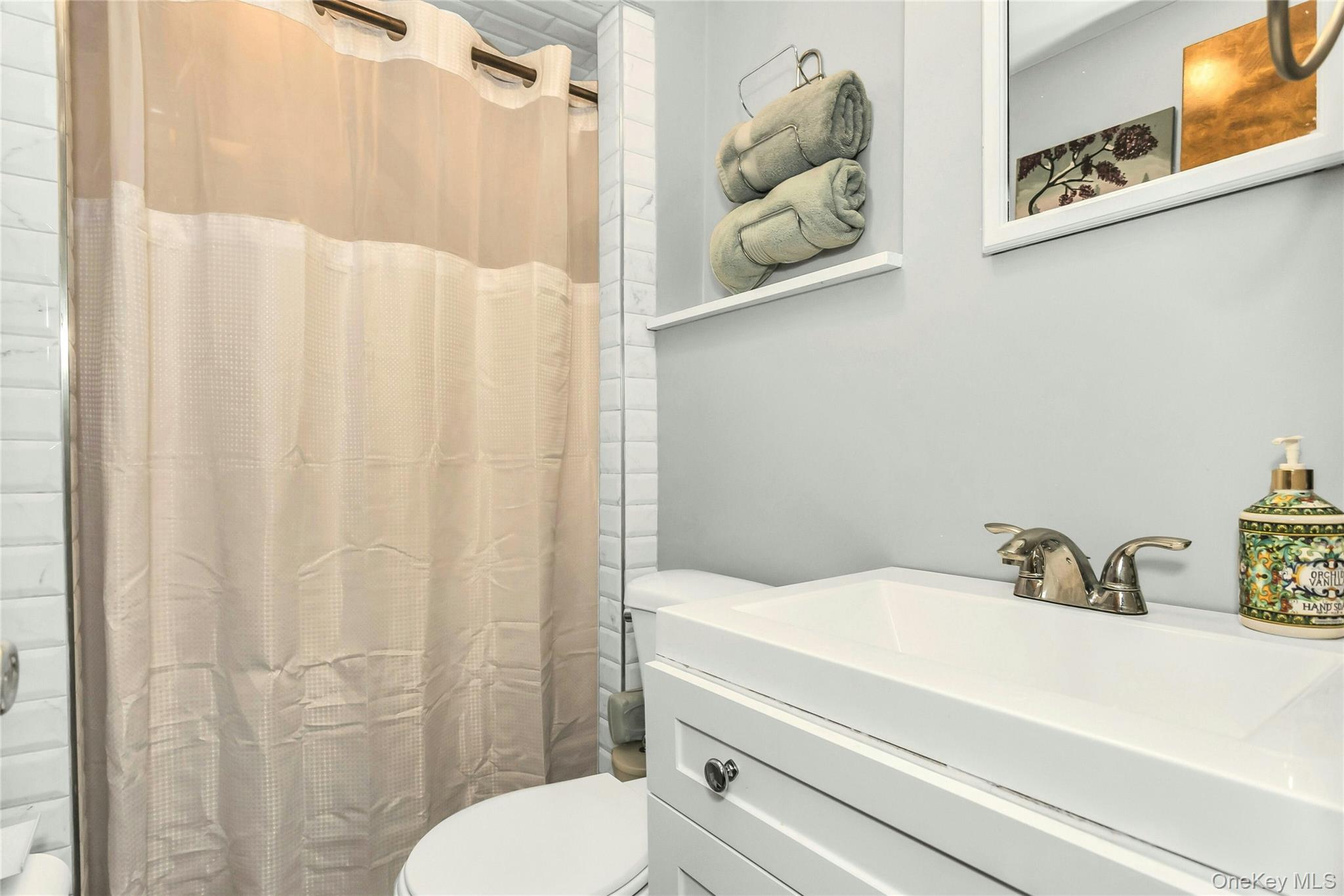 #18 photo, 102 Burgher Avenue, Staten Island , NY 10304