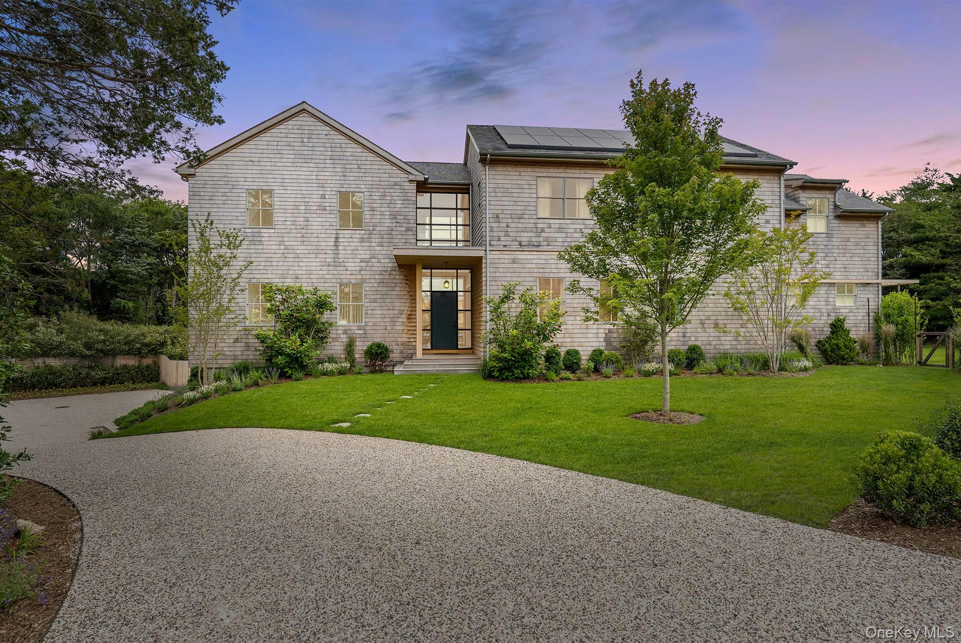 #1 photo, 26 Georgian Lane, Water Mill , NY 11976