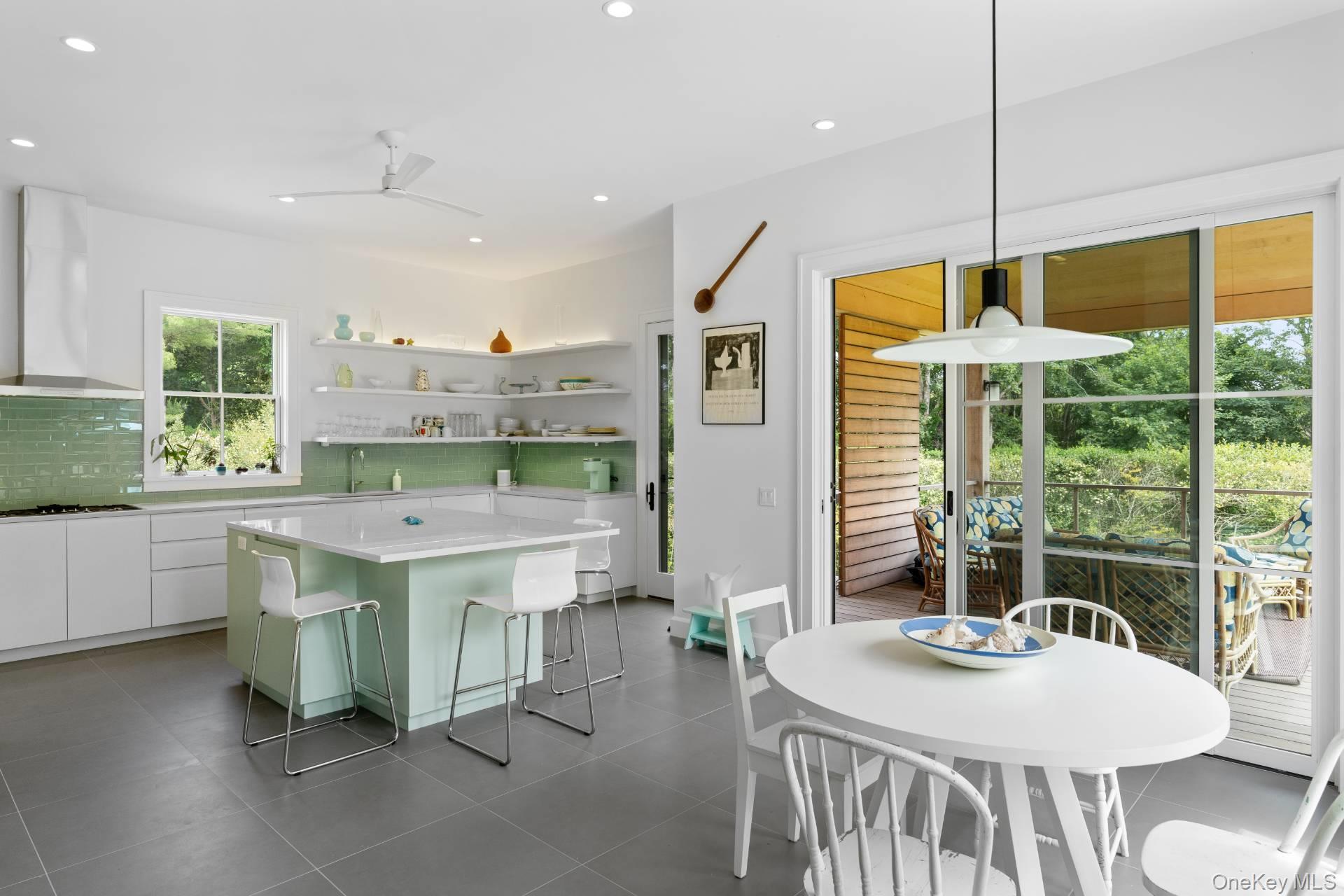 #11 photo, 26 Georgian Lane, Water Mill , NY 11976