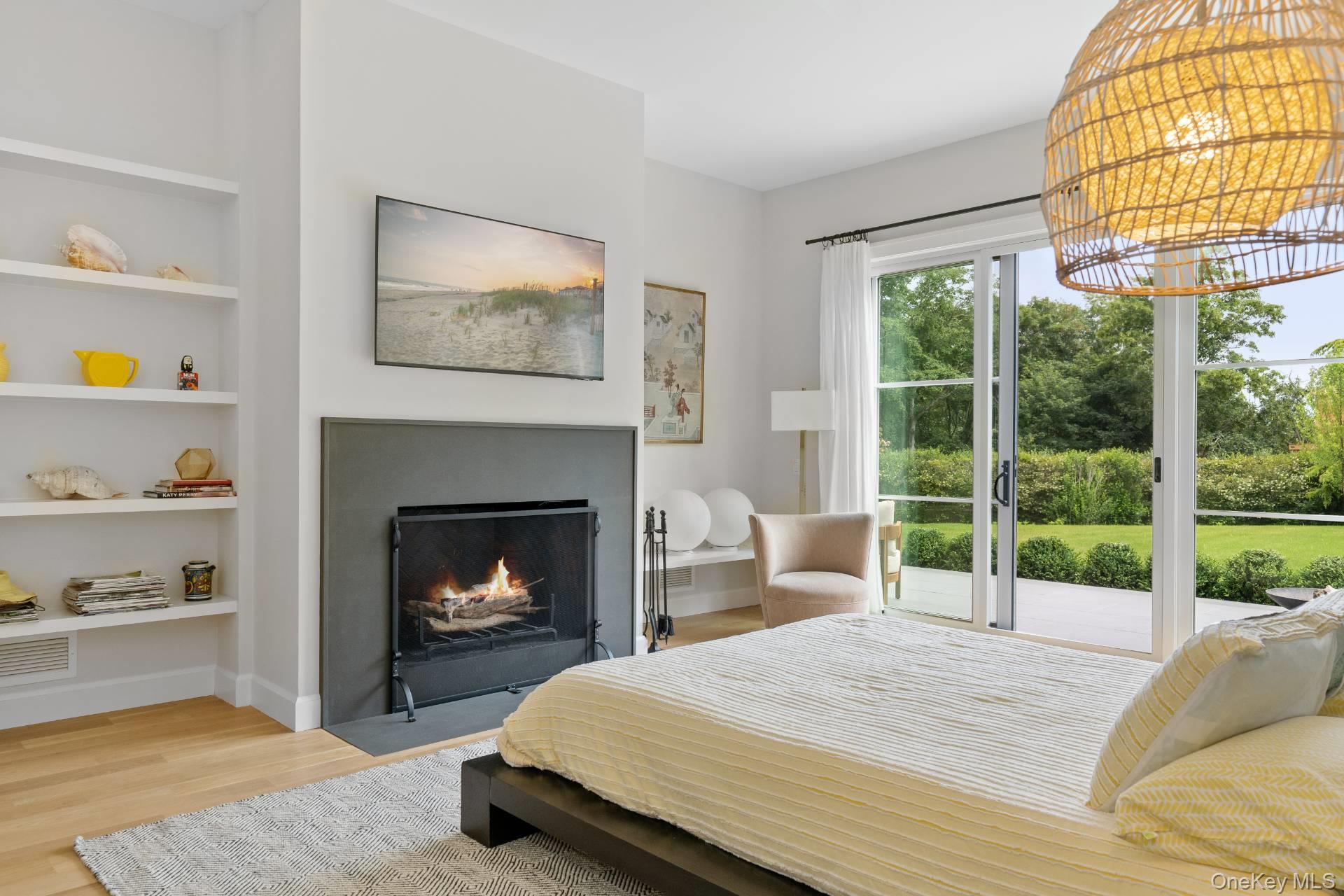 #16 photo, 26 Georgian Lane, Water Mill , NY 11976