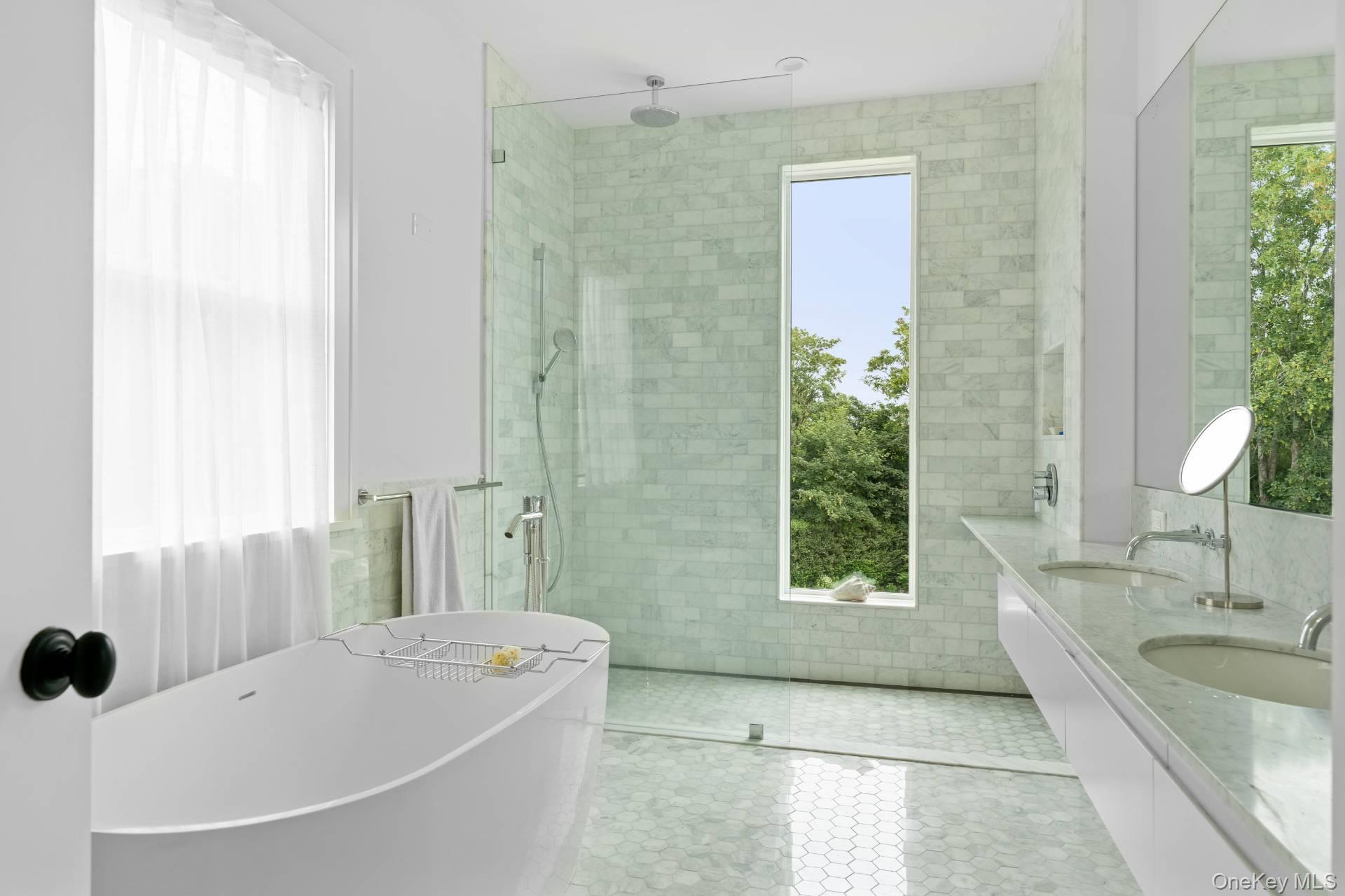 #20 photo, 26 Georgian Lane, Water Mill , NY 11976