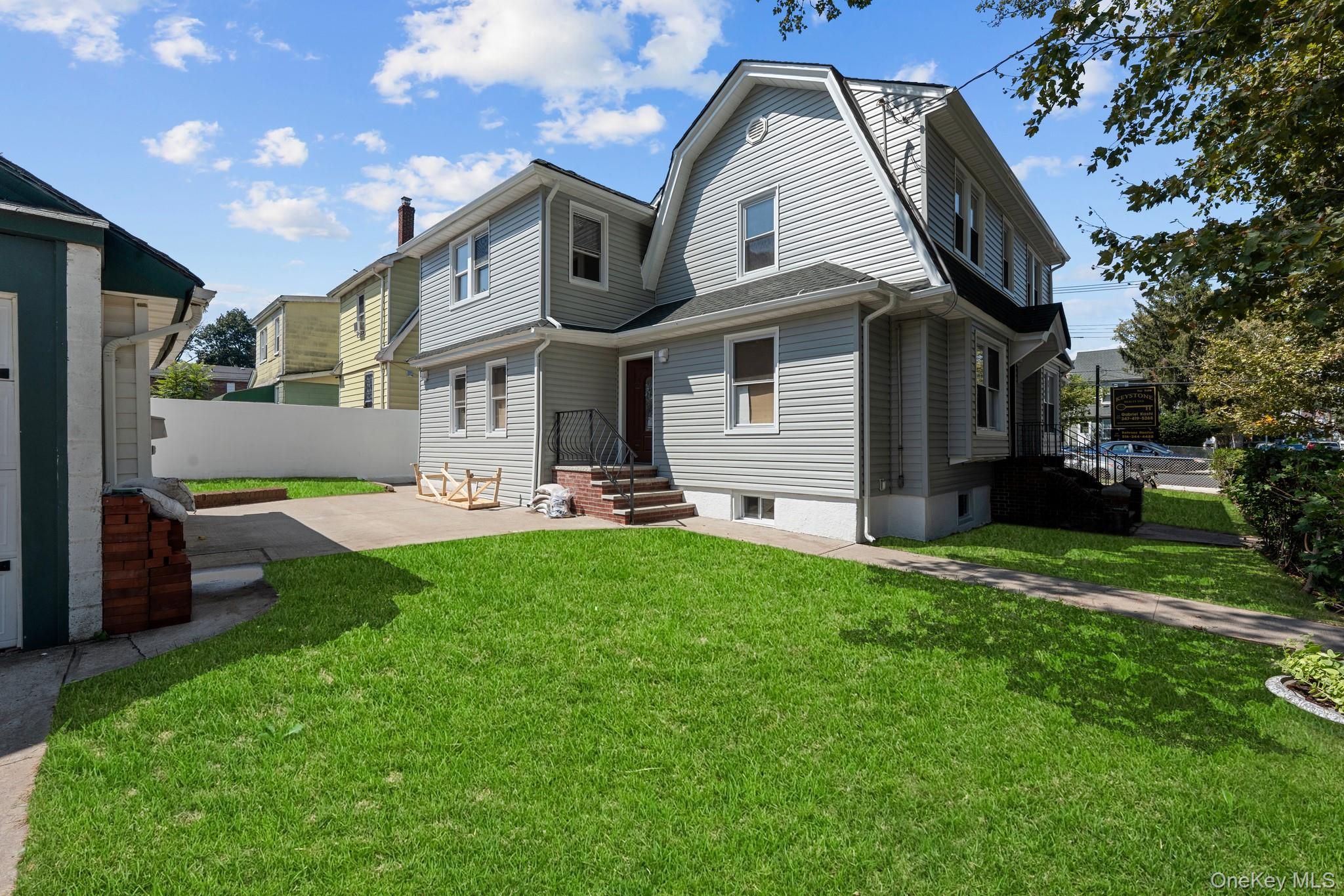 #4 photo, 10708 132nd Street, Richmond Hill , NY 11419