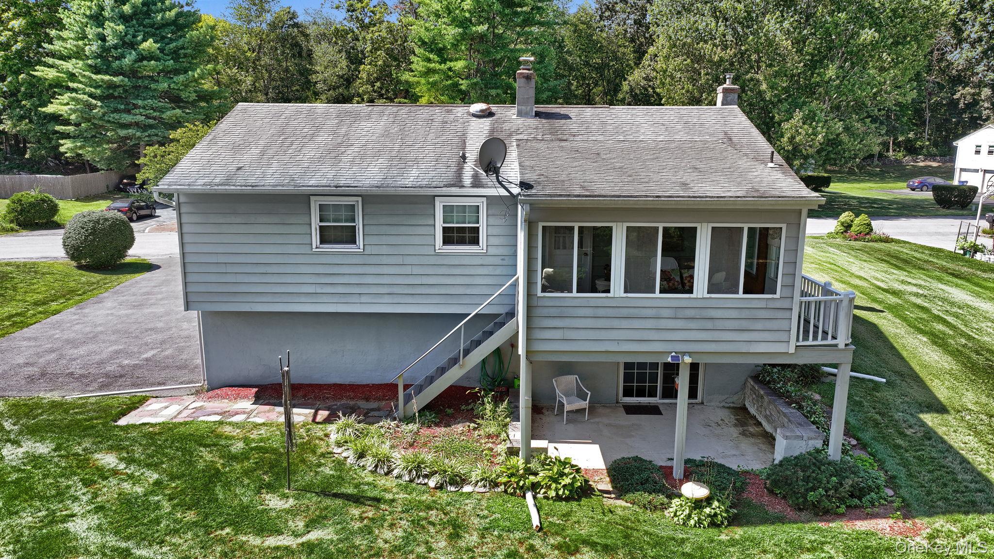 #6 photo, 80 W Long Meadow Drive, Staatsburg , NY 12580