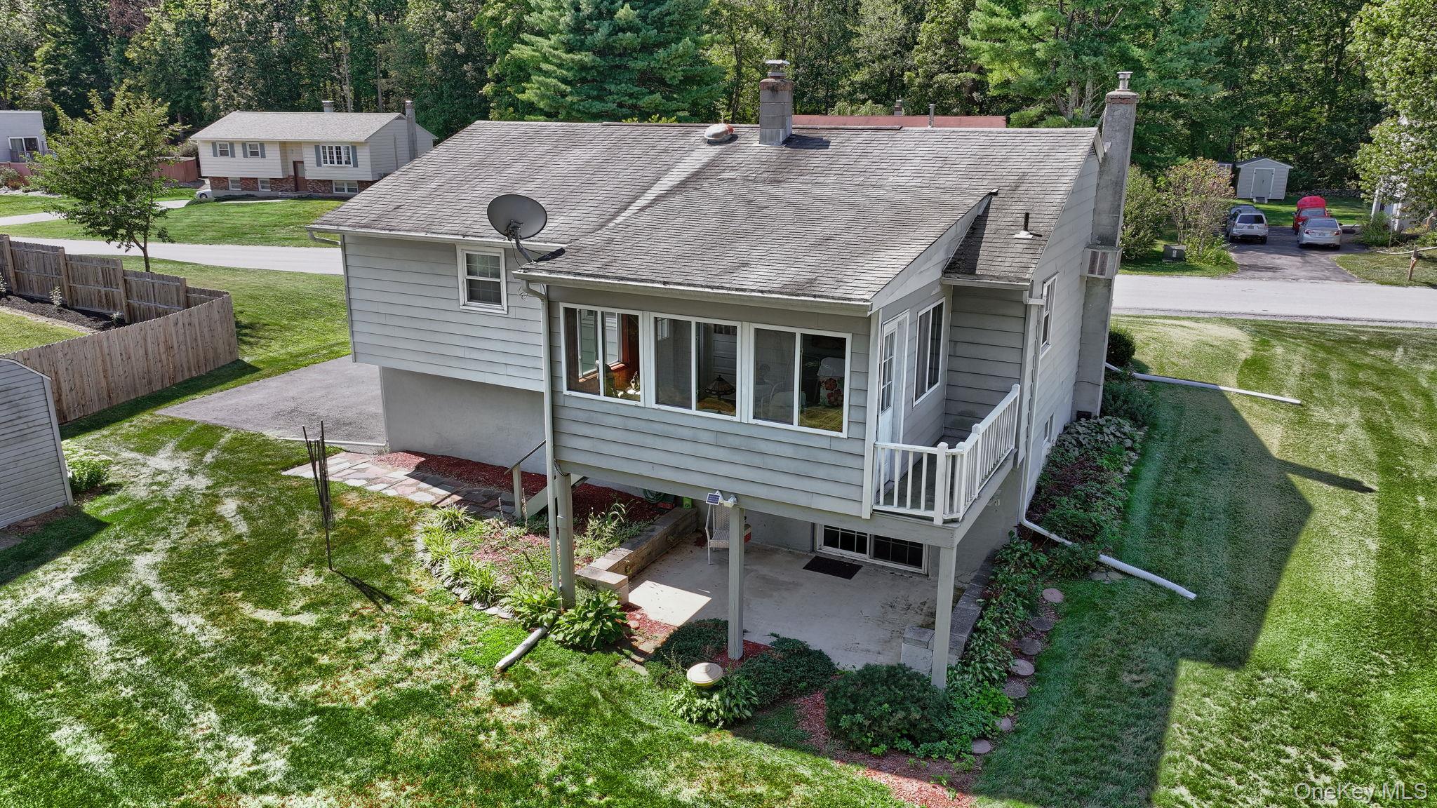 #7 photo, 80 W Long Meadow Drive, Staatsburg , NY 12580