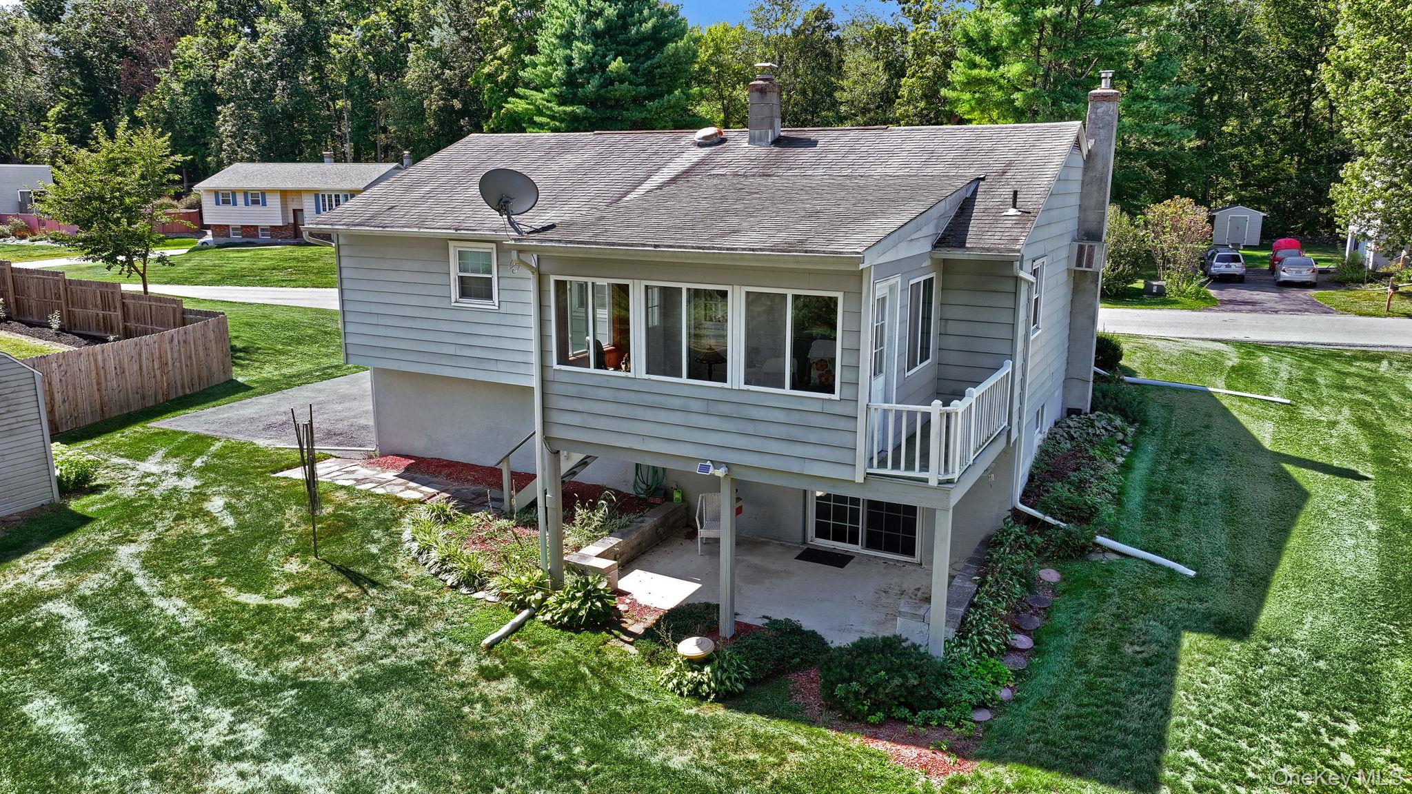 #8 photo, 80 W Long Meadow Drive, Staatsburg , NY 12580