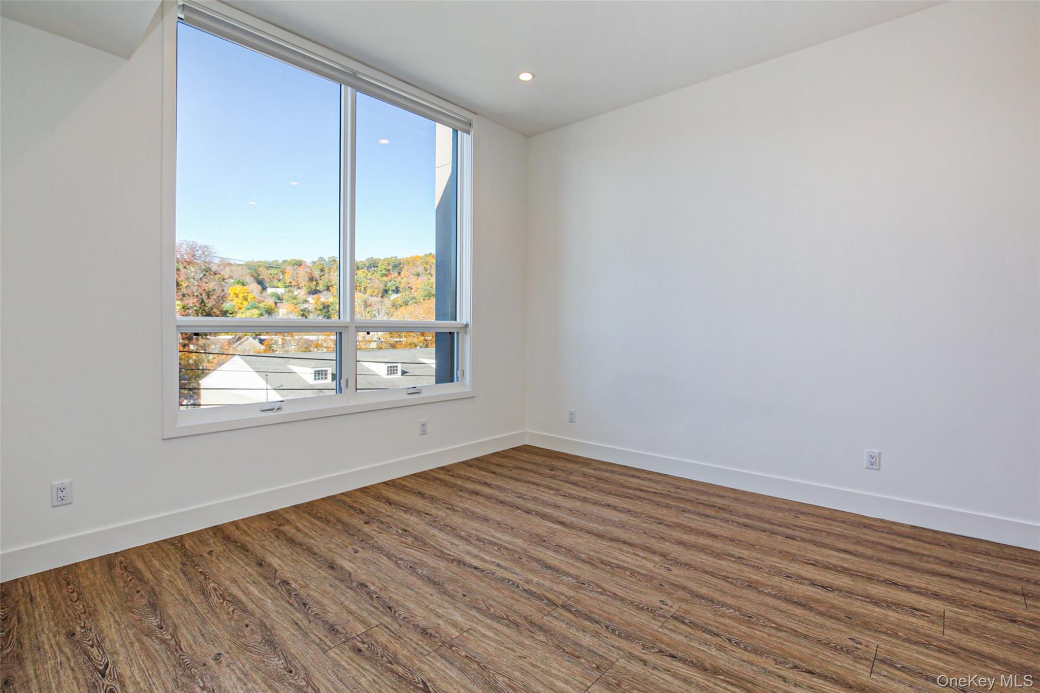 #13 photo, 39 Washington Avenue, Pleasantville , NY 10570