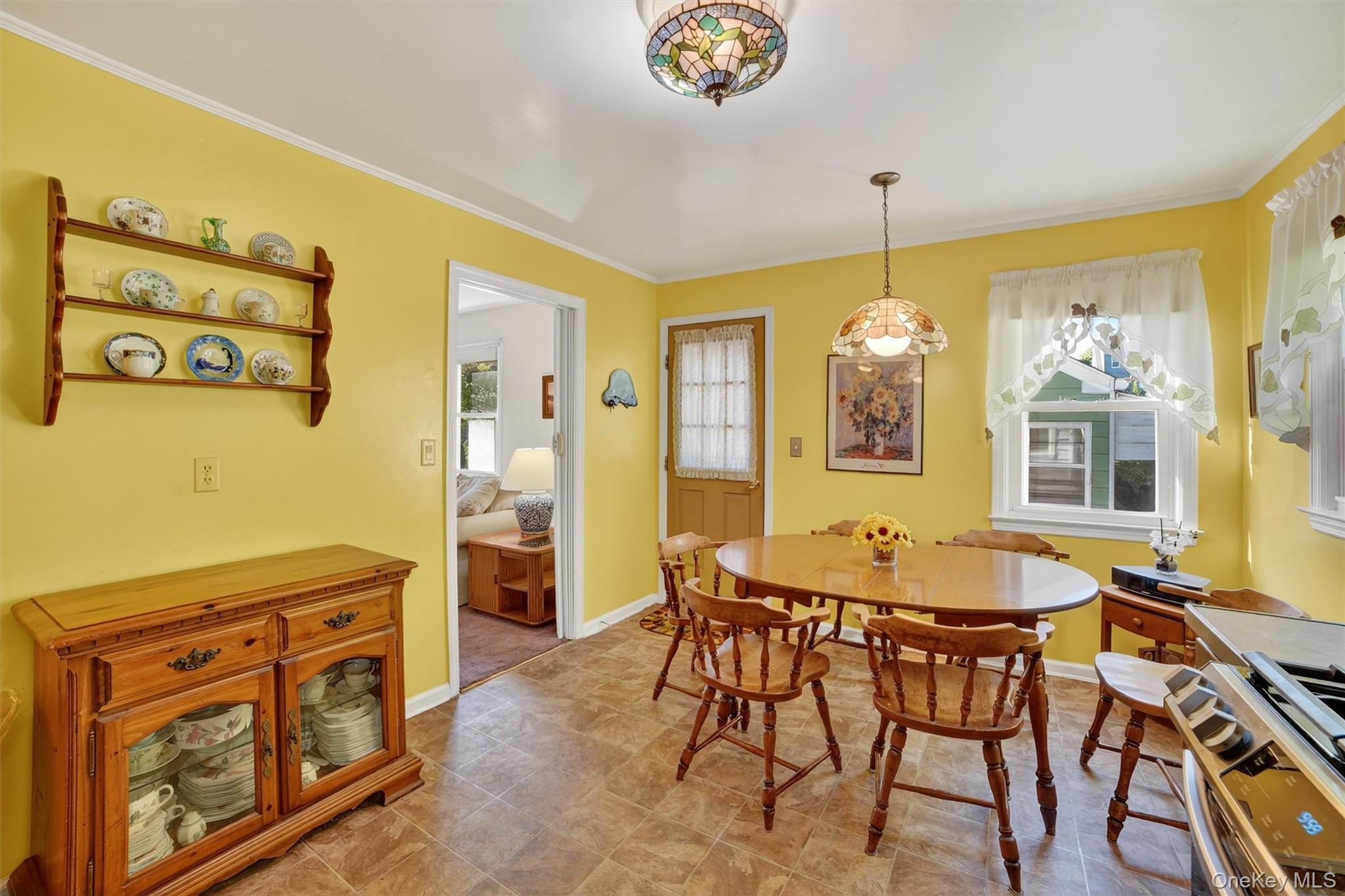 #11 photo, 331 Sommerville Place, Yonkers , NY 10703