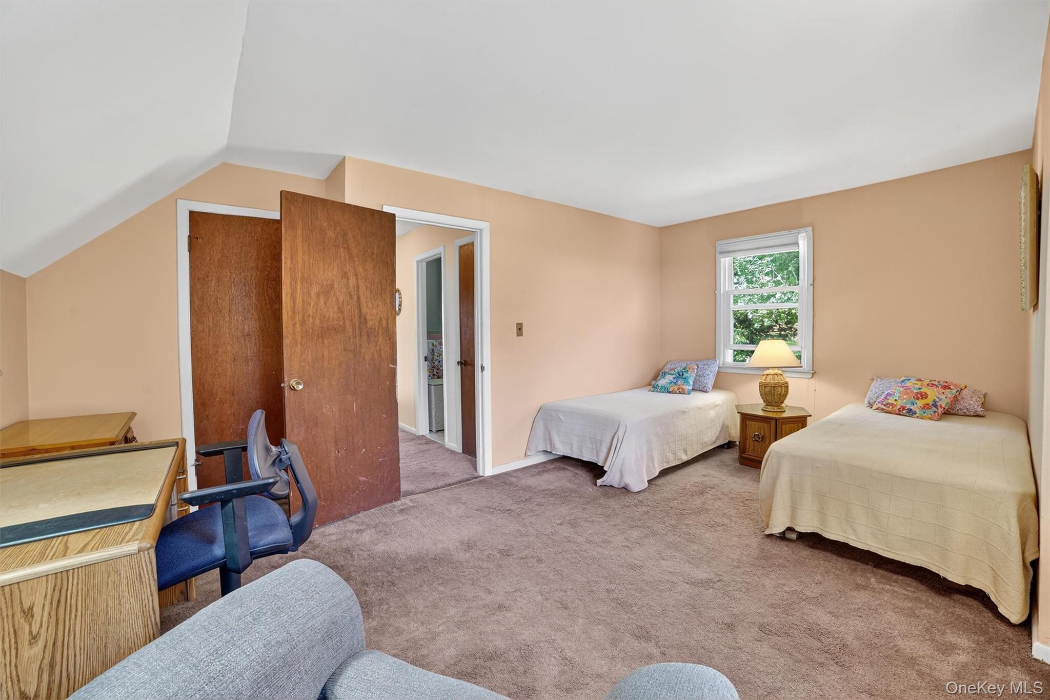 #18 photo, 331 Sommerville Place, Yonkers , NY 10703