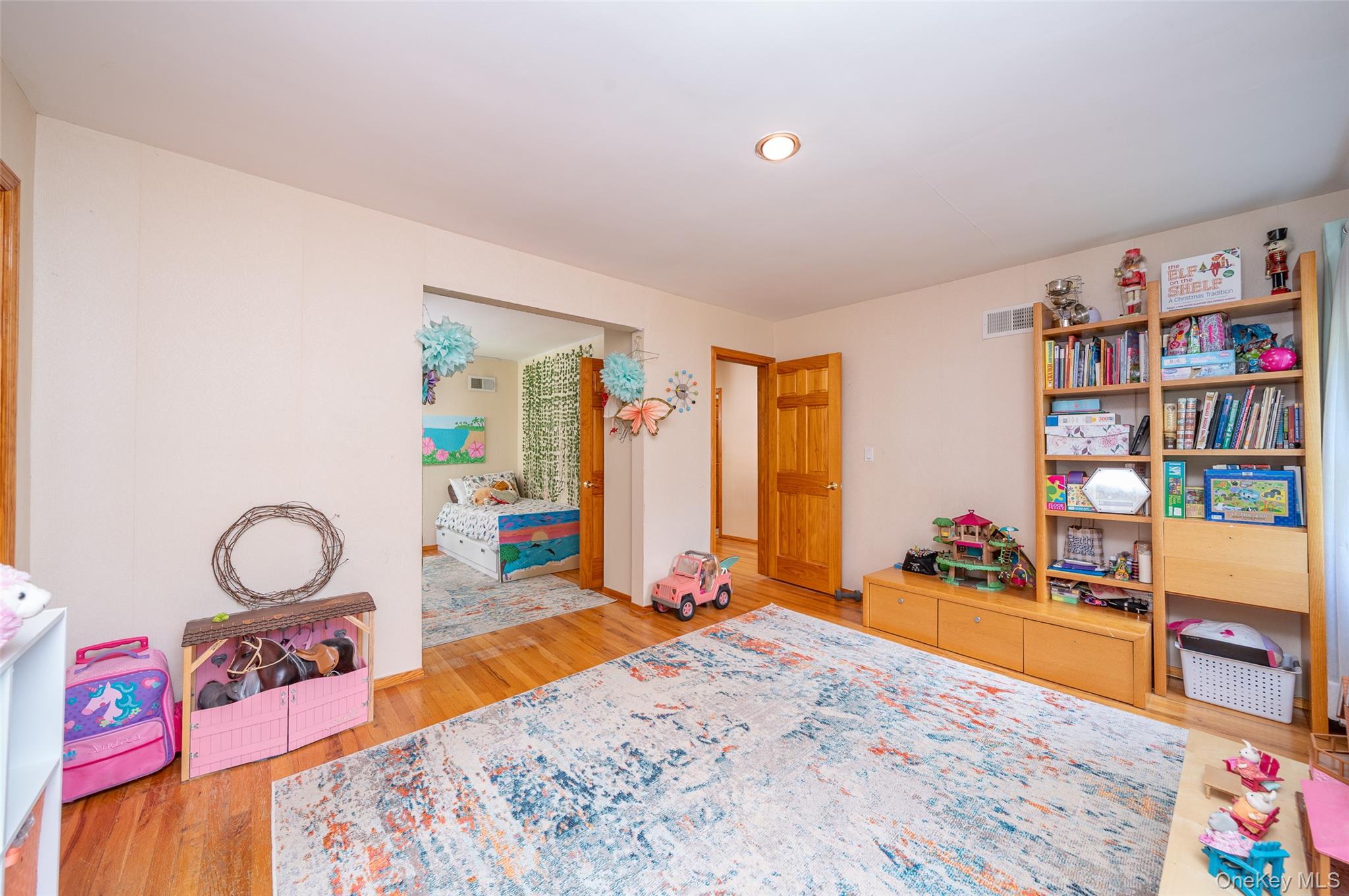 #18 photo, 130 Wood Hollow Lane, New Rochelle , NY 10804