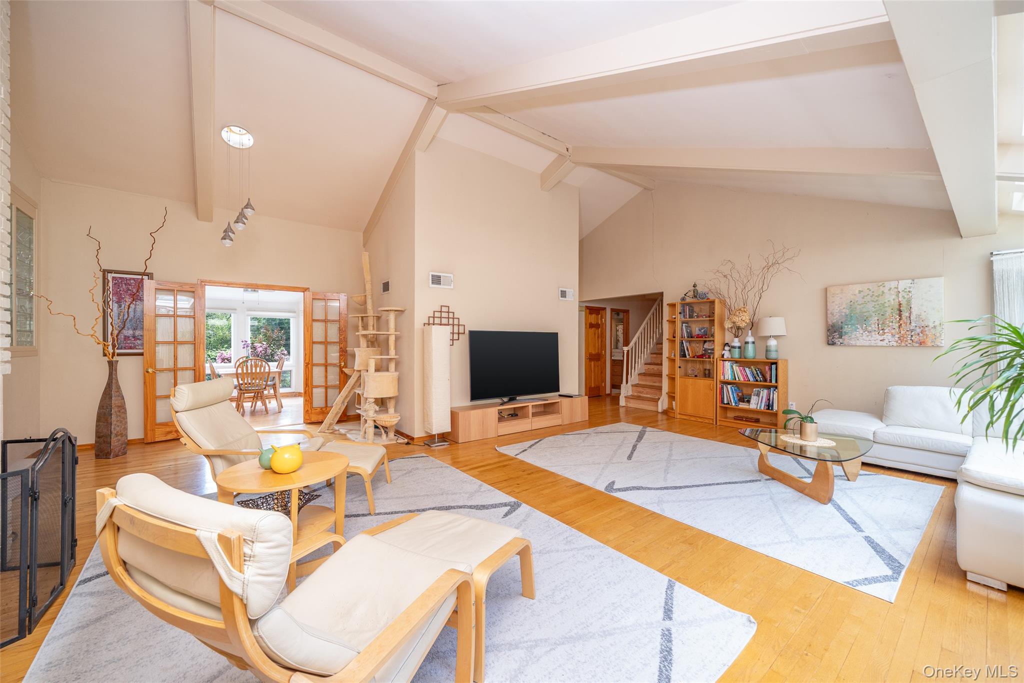 #5 photo, 130 Wood Hollow Lane, New Rochelle , NY 10804