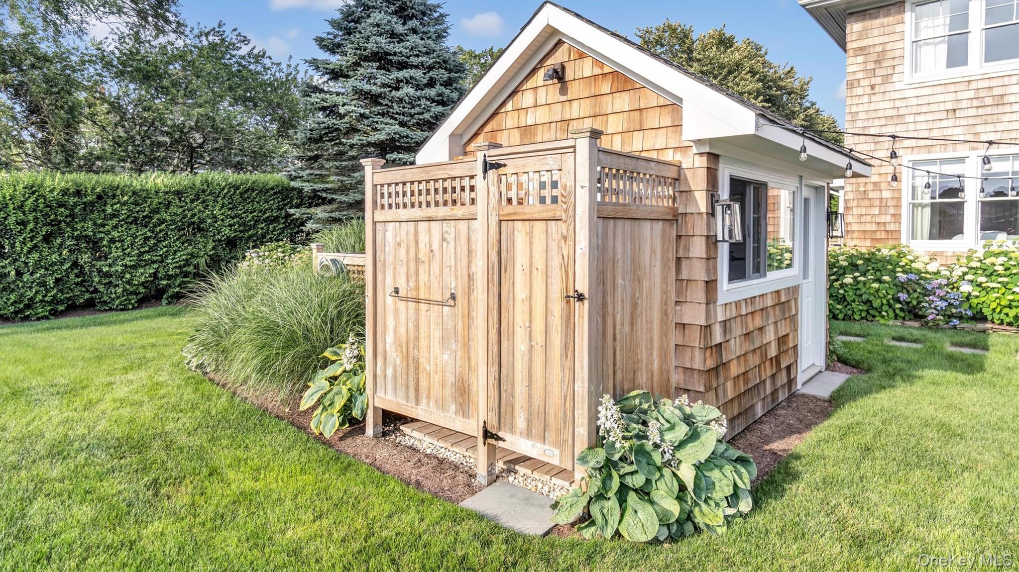 #19 photo, 13A Brushy Neck Lane, Westhampton , NY 11977