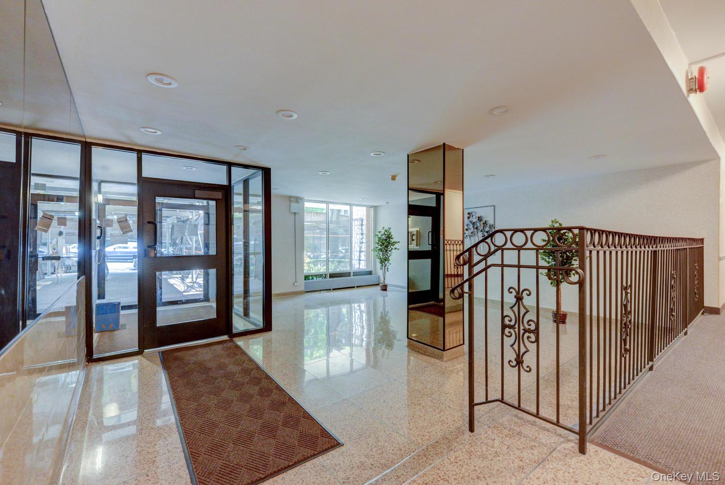 #13 photo, 83-60 118th Street, Kew Gardens , NY 11415