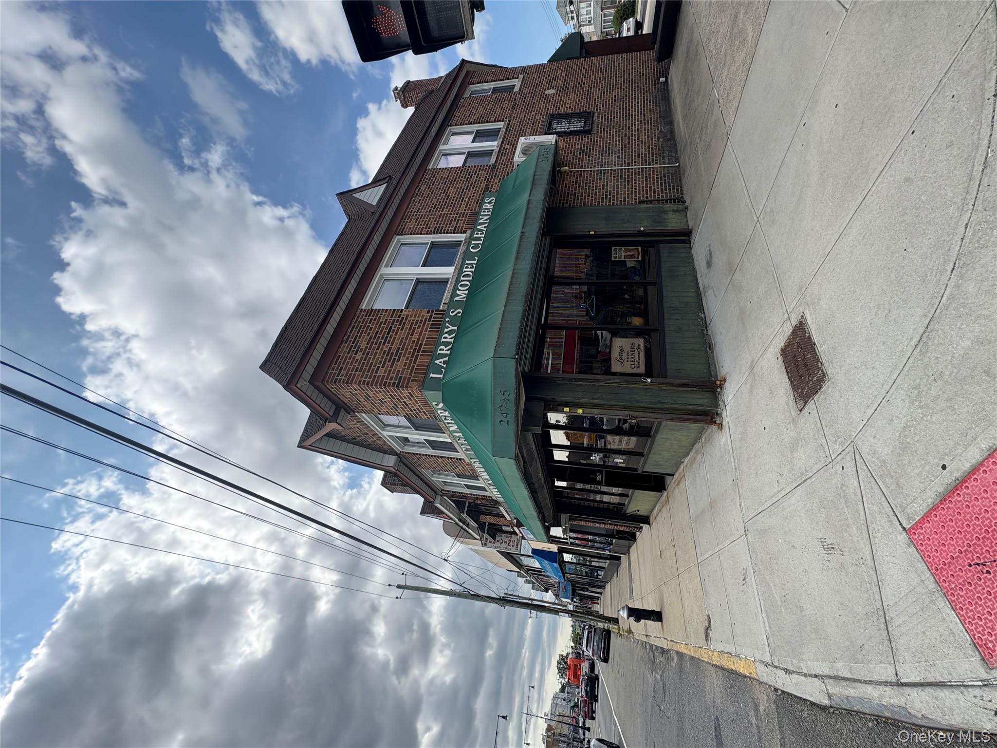 #1 photo, 24715 Jericho Turnpike, 皇后区 Bellerose , NY 11426