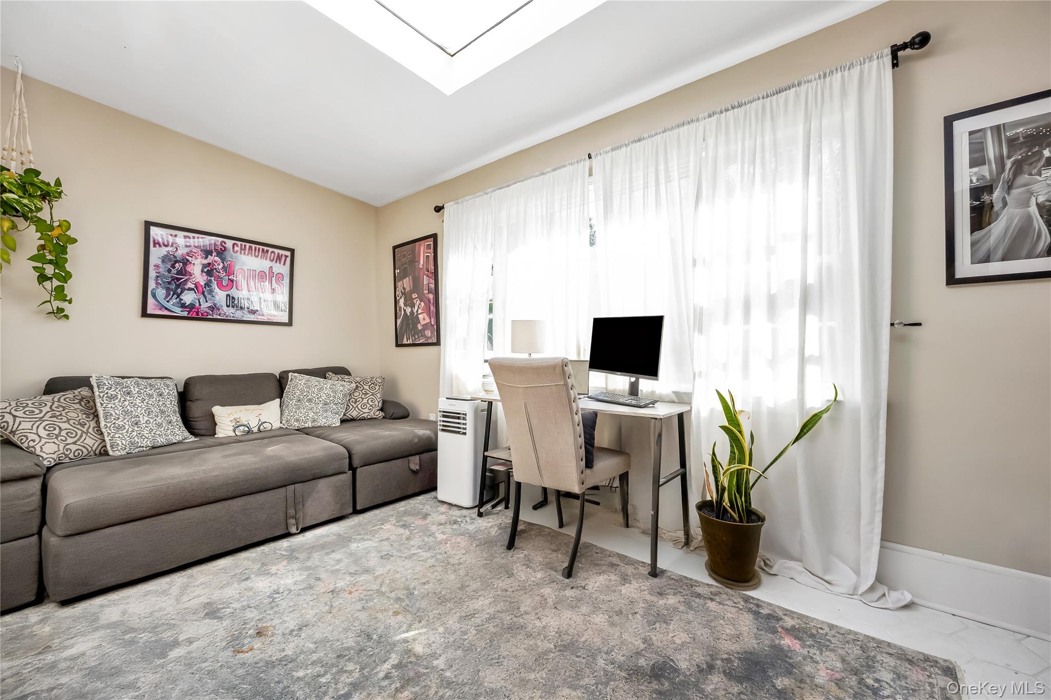 #13 photo, 16 Rider Avenue, Malverne , NY 11565