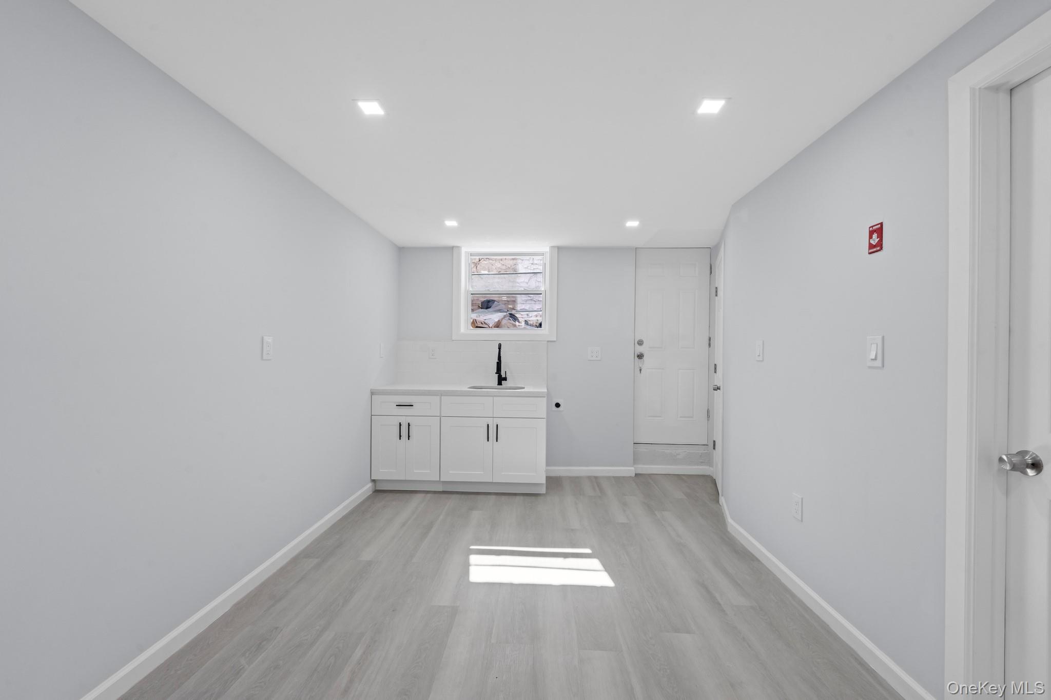 #11 photo, 11008 172nd Street, Saint Albans , NY 11433