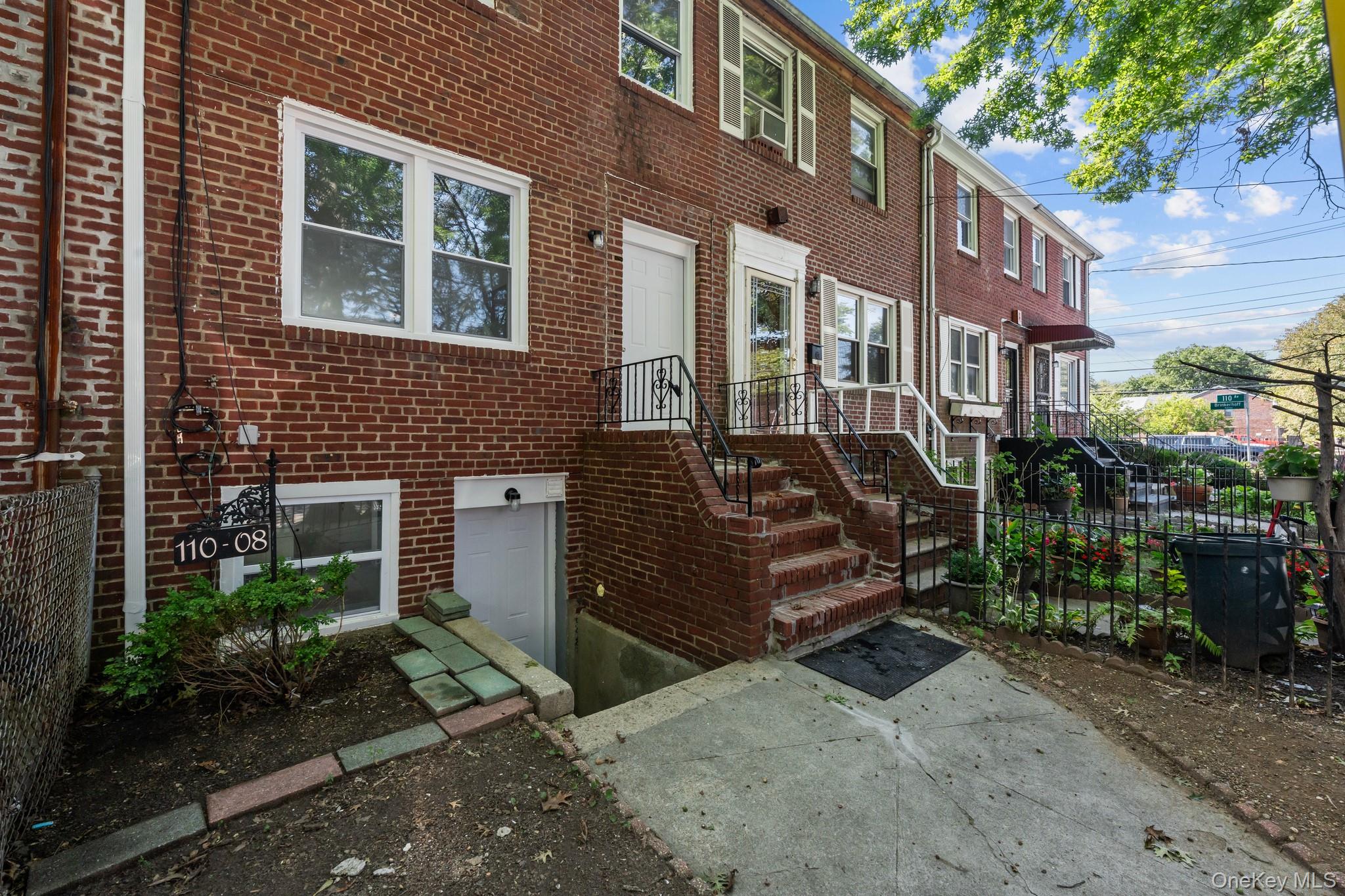 #13 photo, 11008 172nd Street, Saint Albans , NY 11433