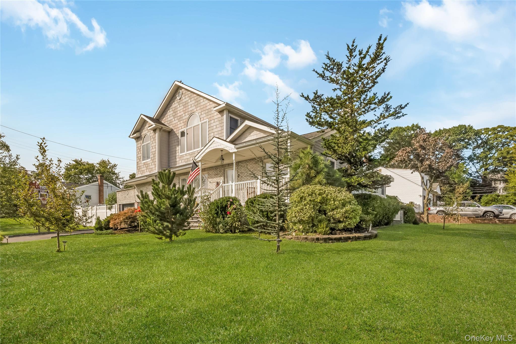 #6 photo, 2 Hamilton Street, Farmingdale , NY 11735