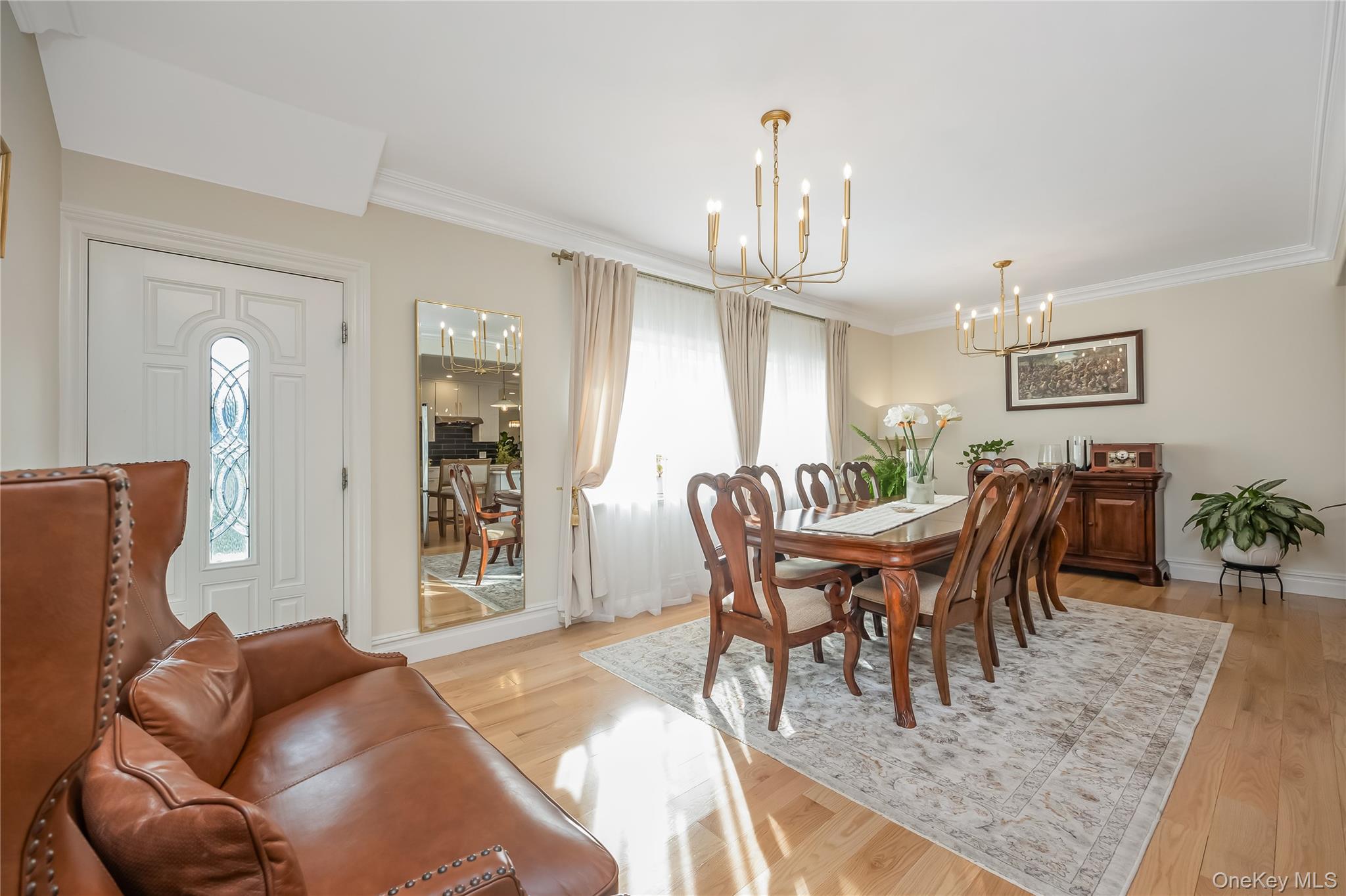 #7 photo, 2 Hamilton Street, Farmingdale , NY 11735