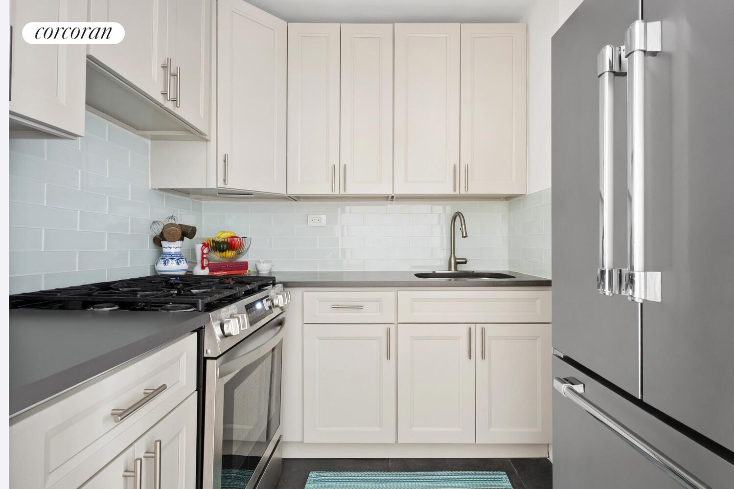 #4 photo, New York City, マンハッタン West Village , NY 10014