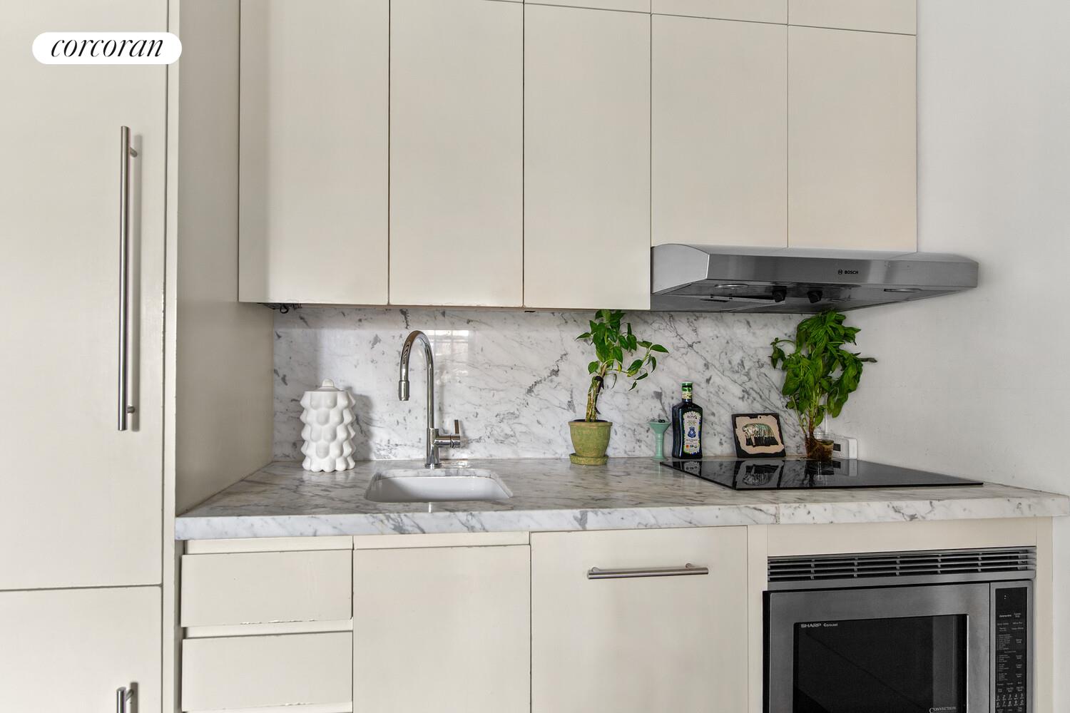 #3 photo, 56 JANE Street, West Village , NY 10014