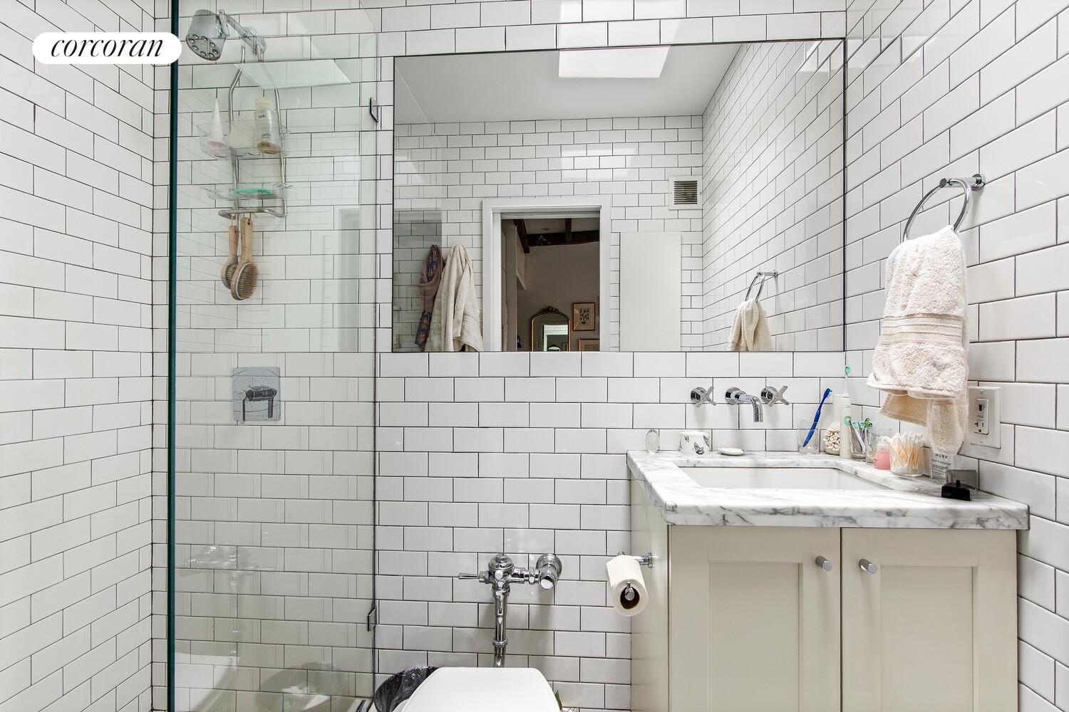 #5 photo, 56 JANE Street, West Village , NY 10014