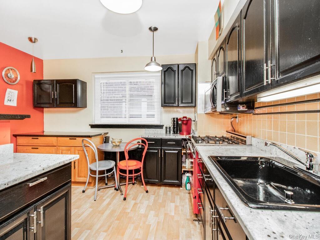 #6 photo, 4345 Baychester Avenue, Bronx , NY 10466