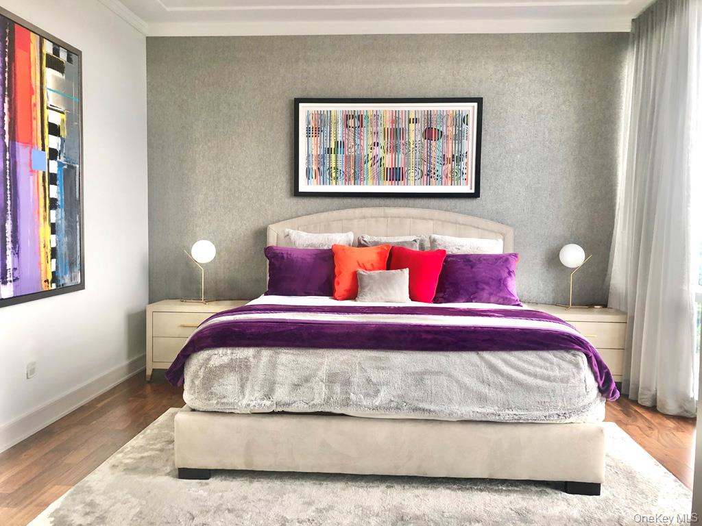 #17 photo, 5 Renaissance Square, White Plains , NY 10601