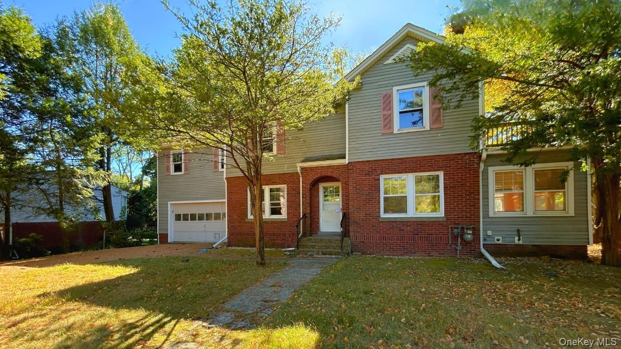 #1 photo, 18 Beechwood Park, Poughkeepsie , NY 12601