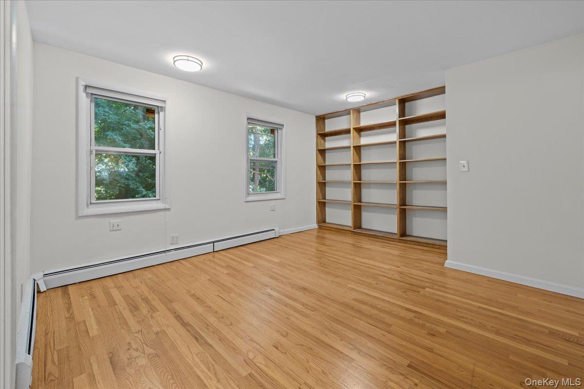 #11 photo, 2710 Edgehill Avenue, Bronx , NY 10463