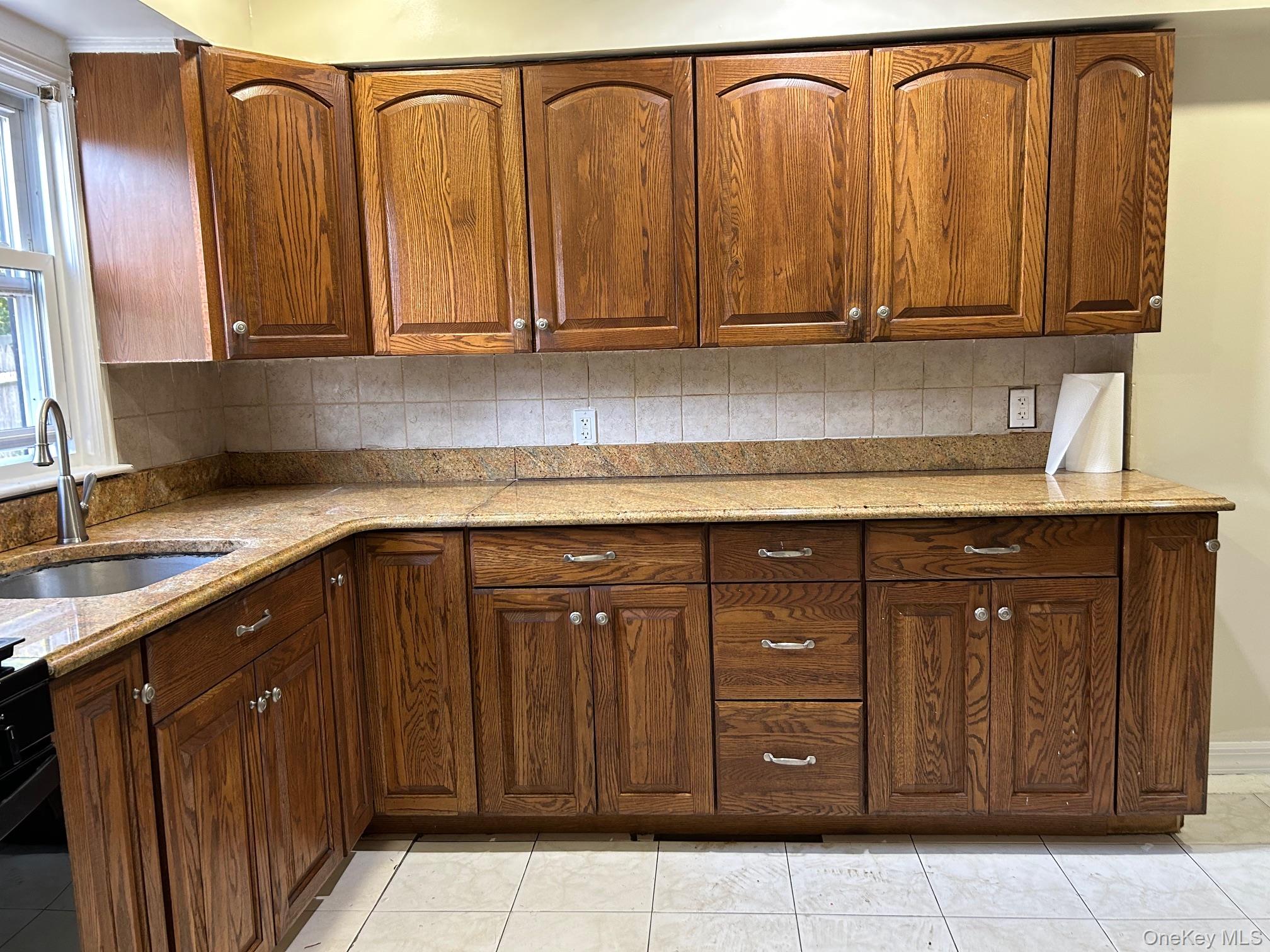 #6 photo, 438 Beach 22 Street, クイーンズ区 Far Rockaway , NY 11691