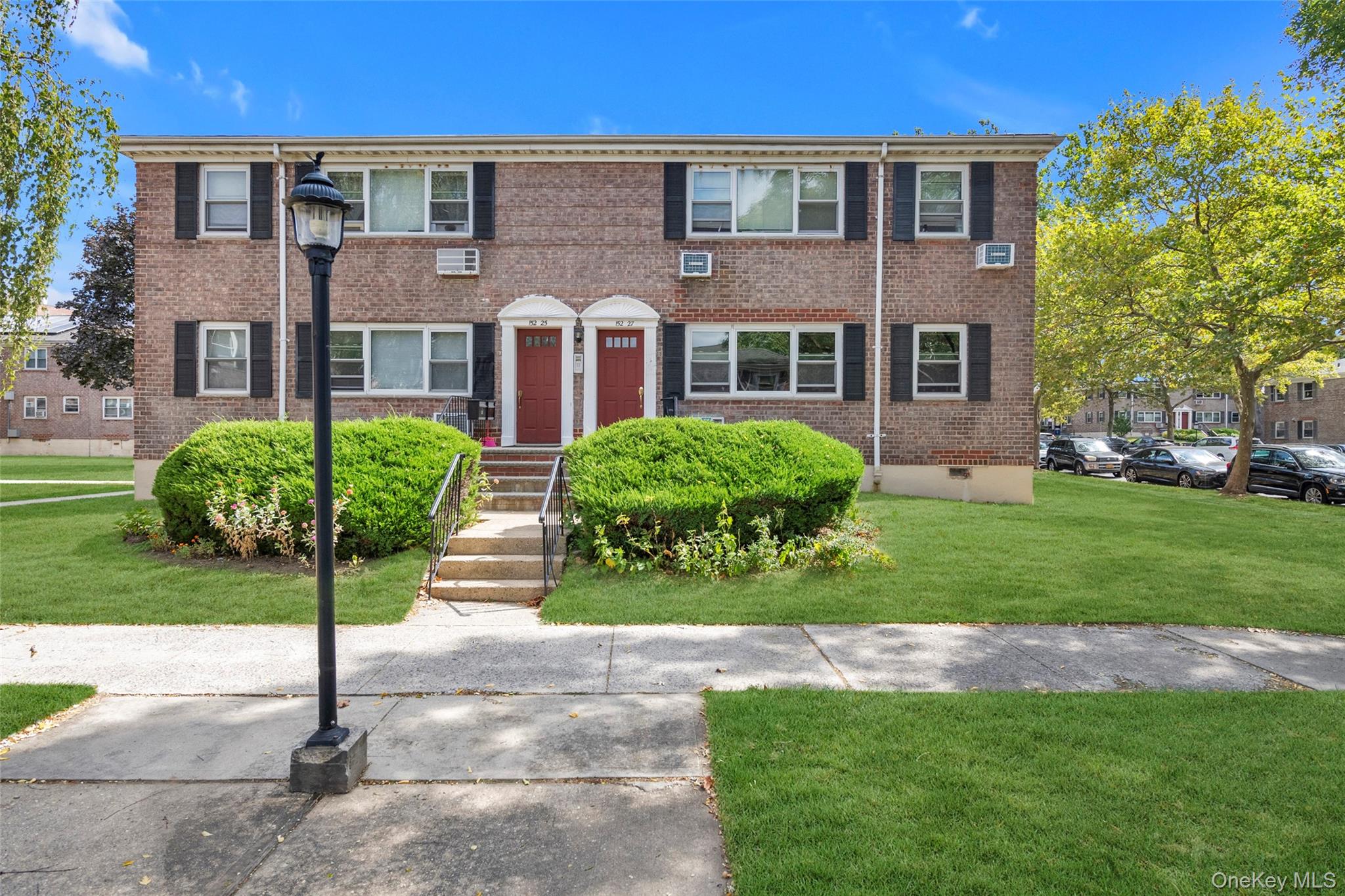 #1 photo, 152-27 Jewel Avenue, كوينز Flushing , NY 11367