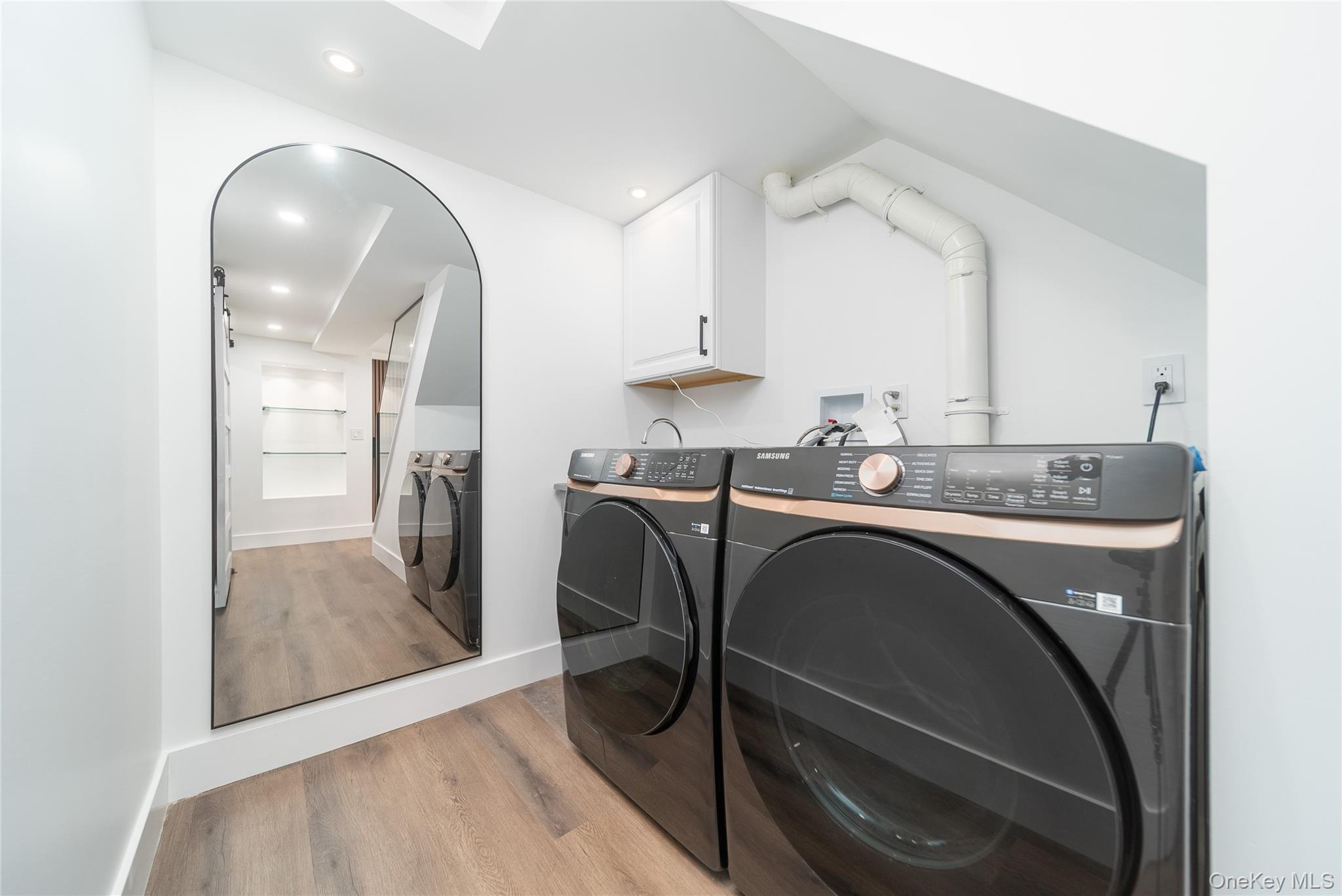 #20 photo, 8632 Midland Parkway, Jamaica , NY 11432