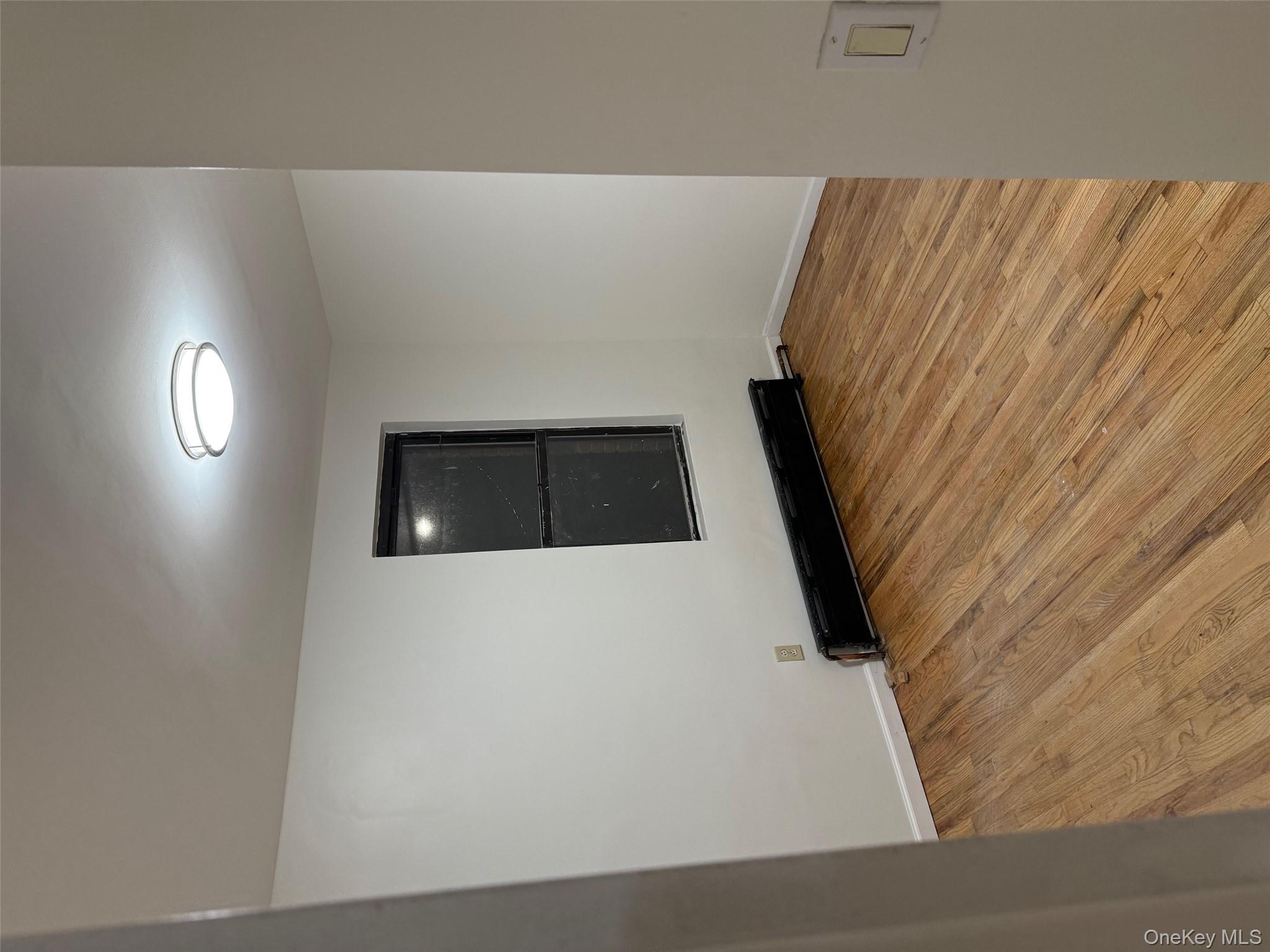 #7 photo, 61 Montauk Avenue, Brooklyn , NY 11208