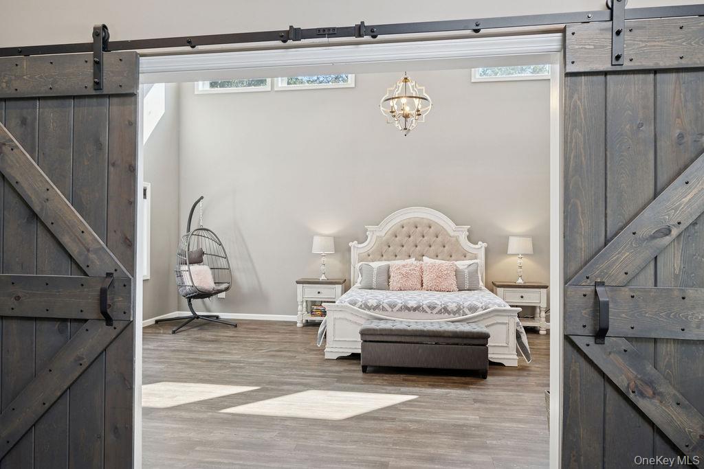 #13 photo, 30 Lone Oak Path, Smithtown , NY 11787