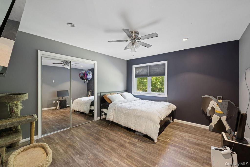 #16 photo, 30 Lone Oak Path, Smithtown , NY 11787