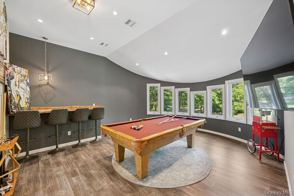 #20 photo, 30 Lone Oak Path, Smithtown , NY 11787