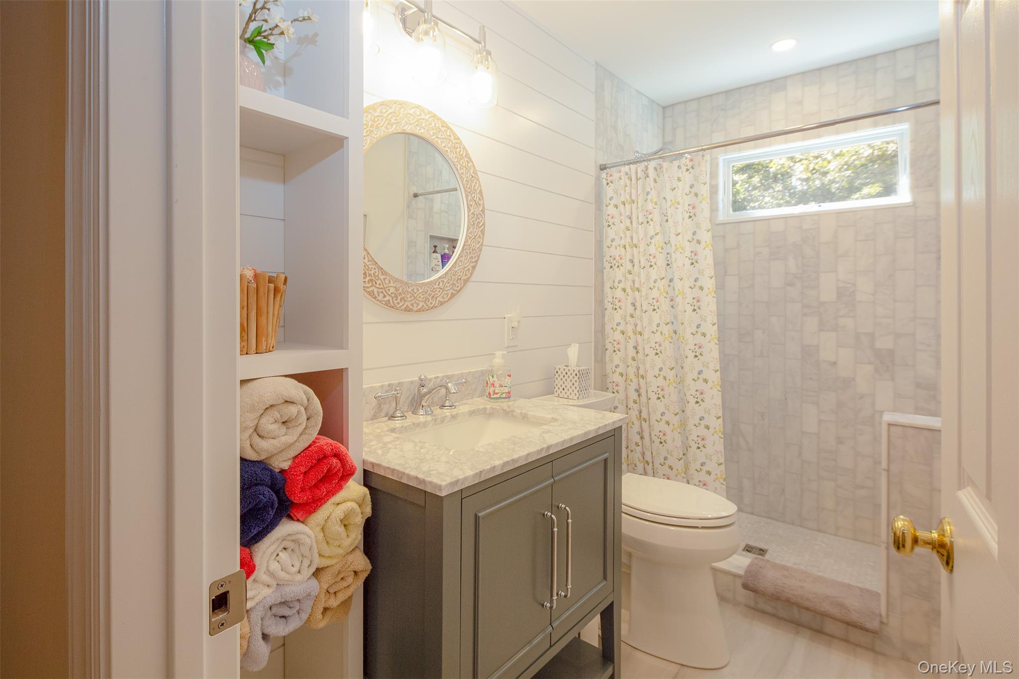 #17 photo, 27 Newtown Court, サフォーク郡 Hampton Bays , NY 11946