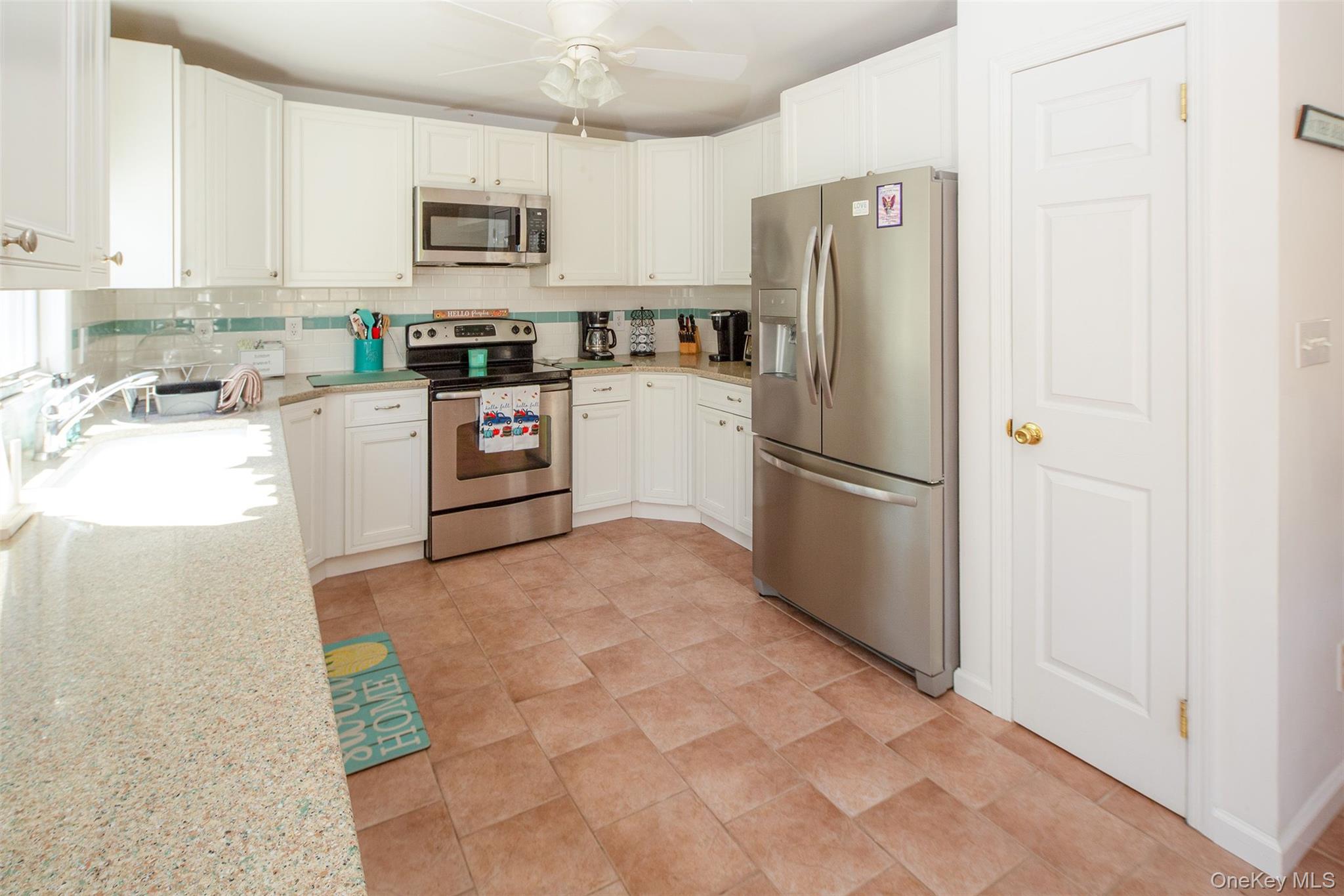 #8 photo, 27 Newtown Court, サフォーク郡 Hampton Bays , NY 11946