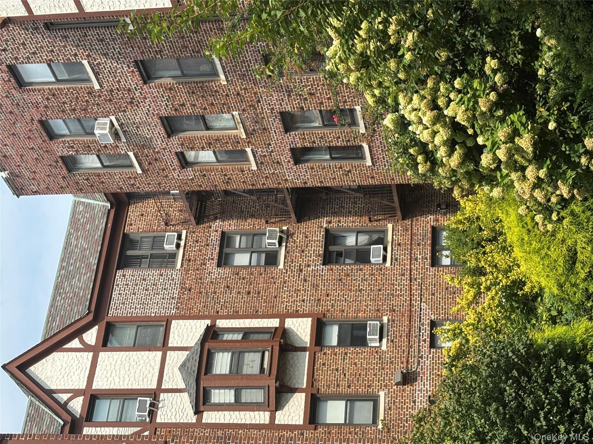 #2 photo, 160-15 Powells Cove Boulevard, クイーンズ区 Beechhurst , NY 11357