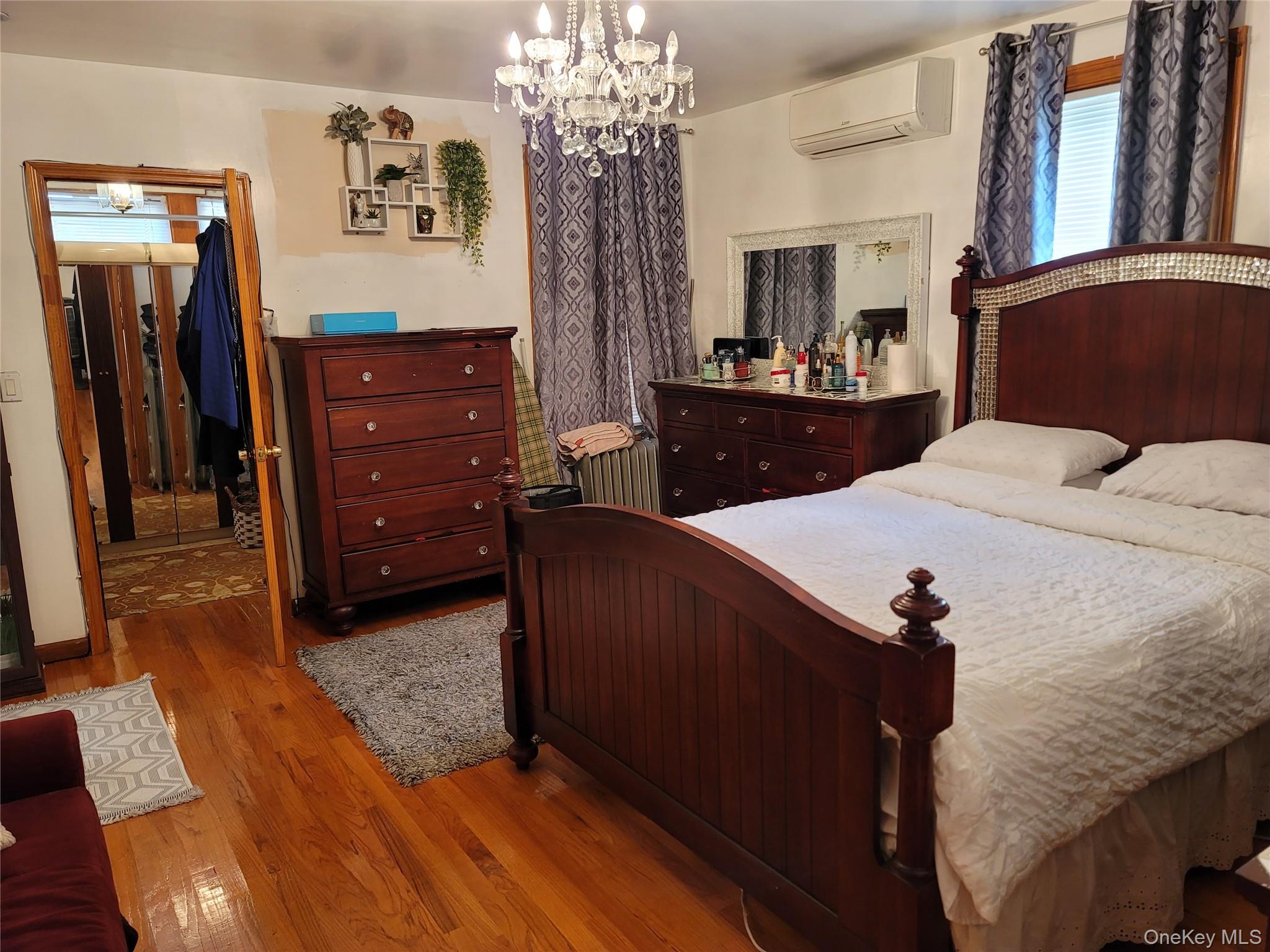 #13 photo, 8640 126th Street, Richmond Hill , NY 11418