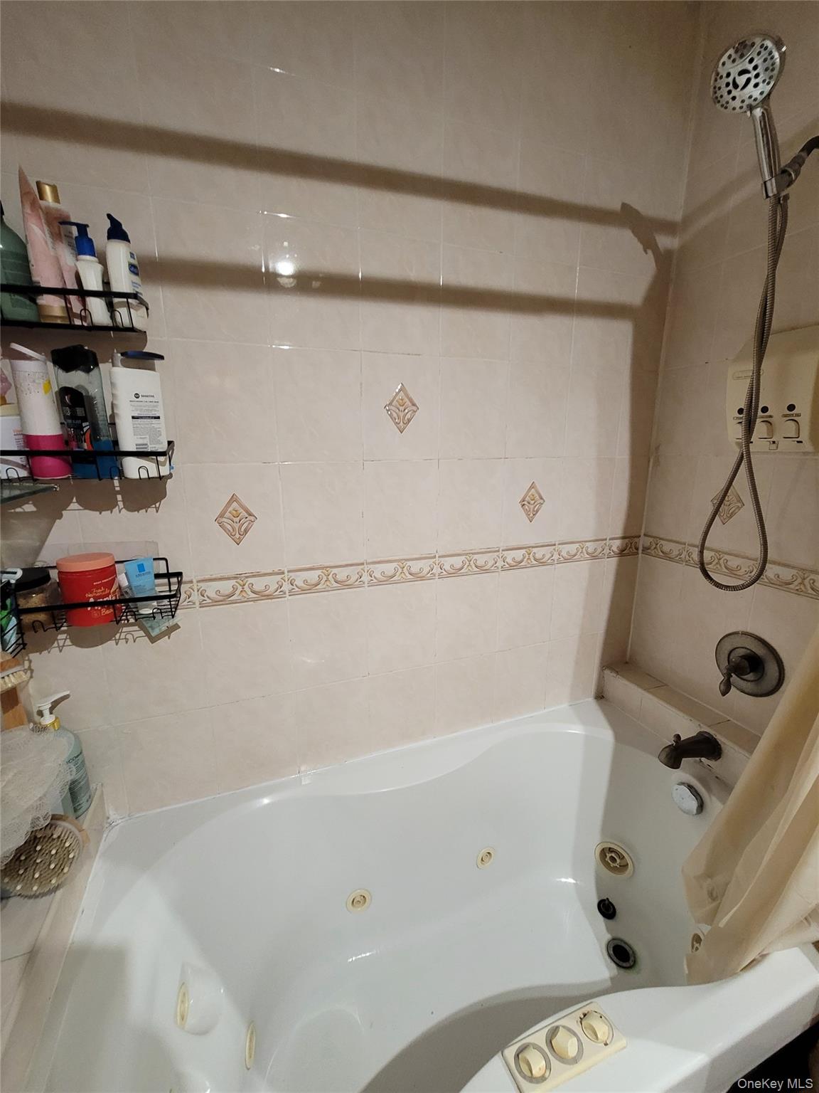 #18 photo, 8640 126th Street, Richmond Hill , NY 11418