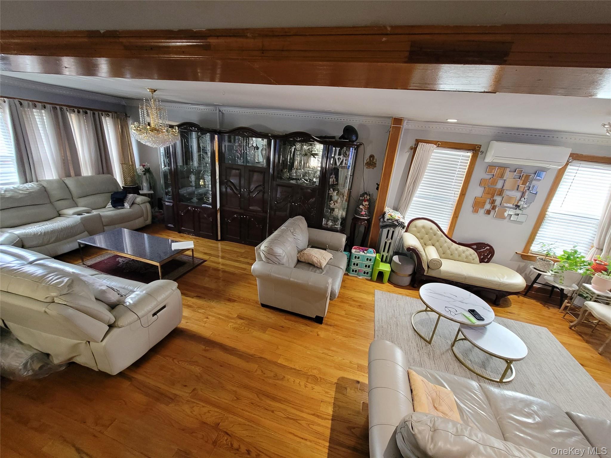 #5 photo, 8640 126th Street, Richmond Hill , NY 11418